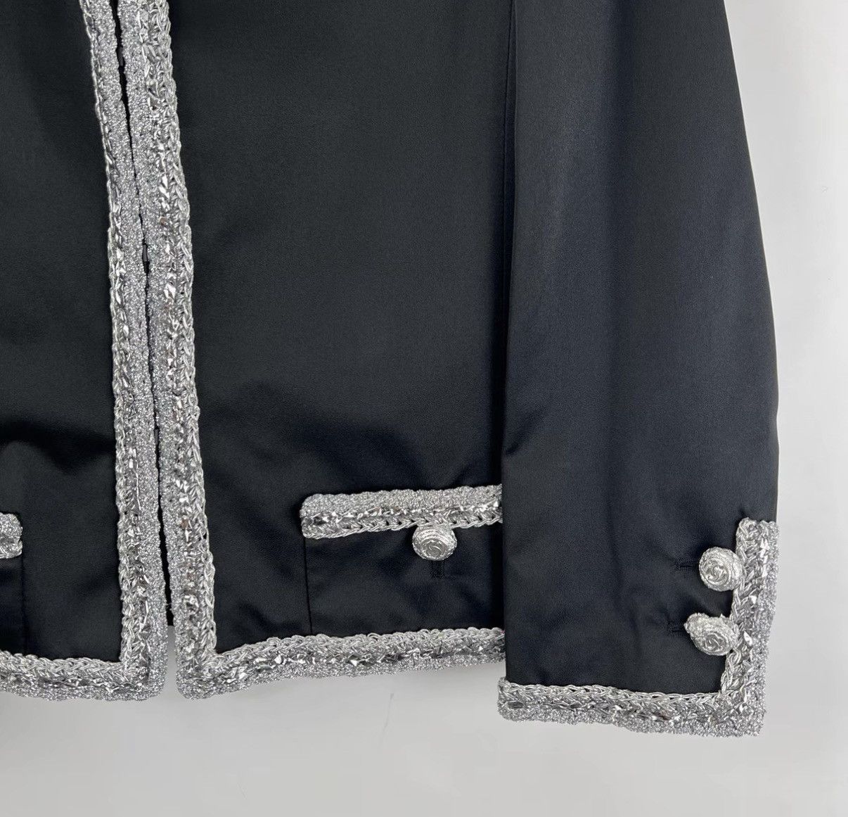 Chanel Chanel Roof Series Black-Silver Spliced Satin Coat K12 Size XXS / US 00 / IT 34 - 5 Thumbnail