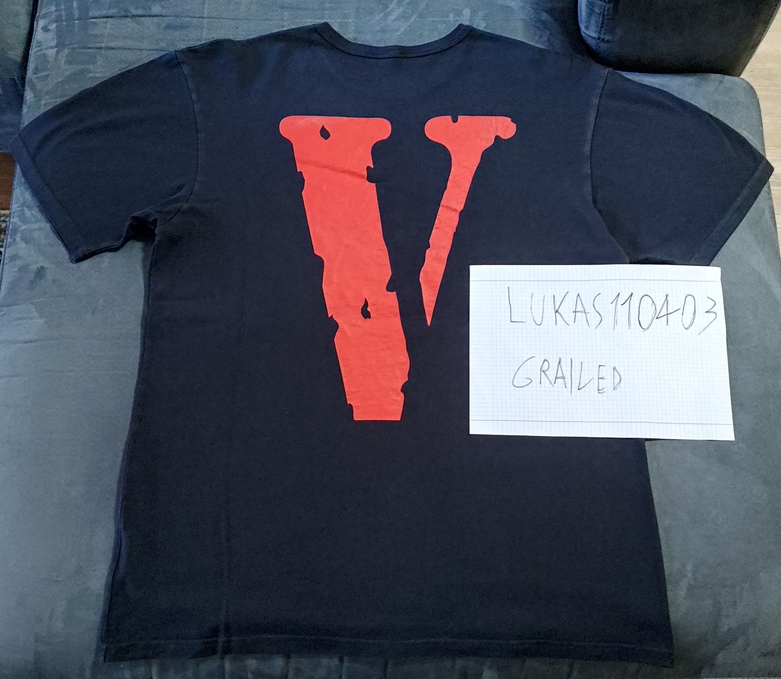 Vlone Vlone "Staple" red tee Size US L / EU 52-54 / 3 - 2 Thumbnail
