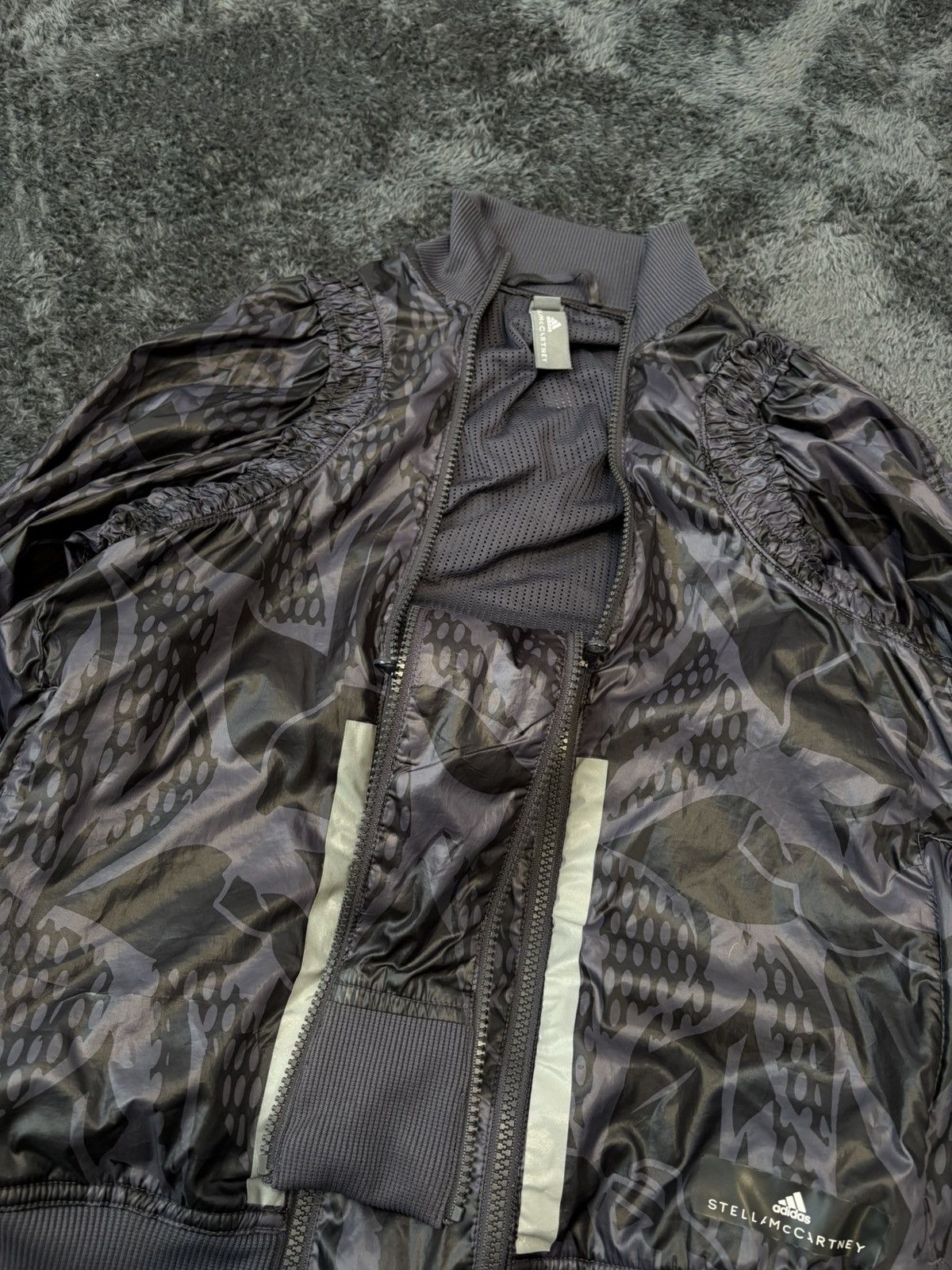 Adidas × Stella McCartney Vintage Stella McCartney Y2K Nylon Avant Garde Jacket Size M / US 6-8 / IT 42-44 - 6 Thumbnail