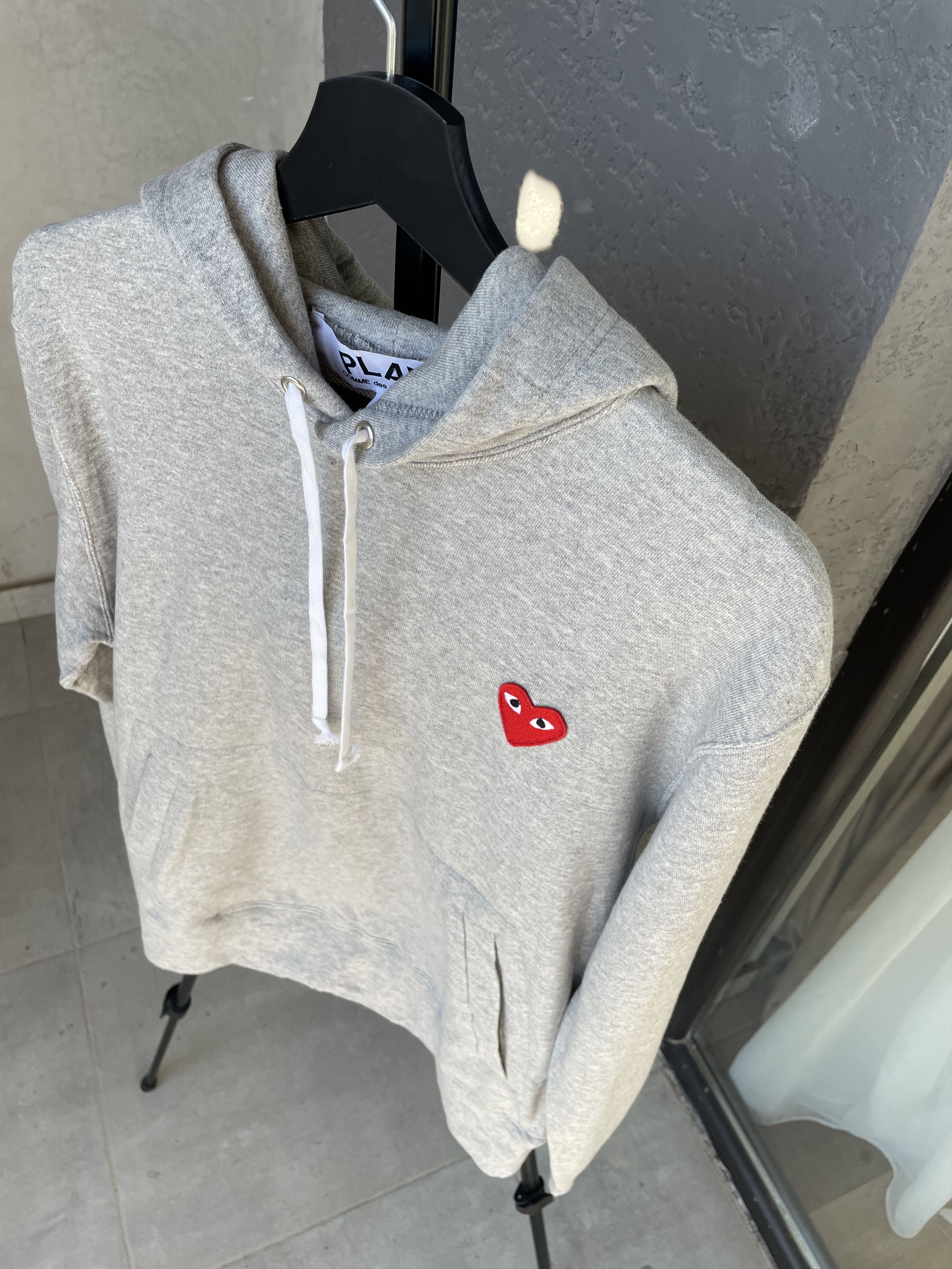 Comme des Garcons × Comme des Garcons PLAY × Comme des Garcons SHIRT COMME DES GARCONS PLAY HOODIE SWEATER SWEATSHIRT Size US M / EU 48-50 / 2 - 2 Thumbnail