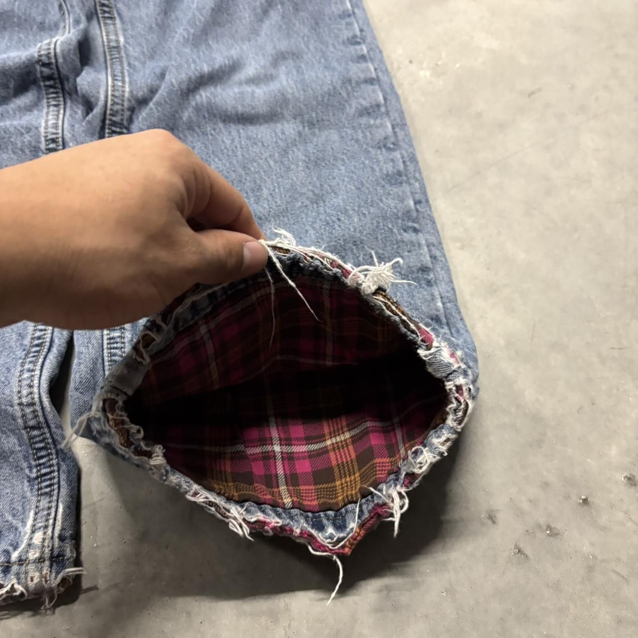 Japanese Brand × Vintage Crazy Vintage Y2K/2000s Grunge Medium Wash Insulated Distressed Denim Jeans! Size US 27 - 7 Thumbnail