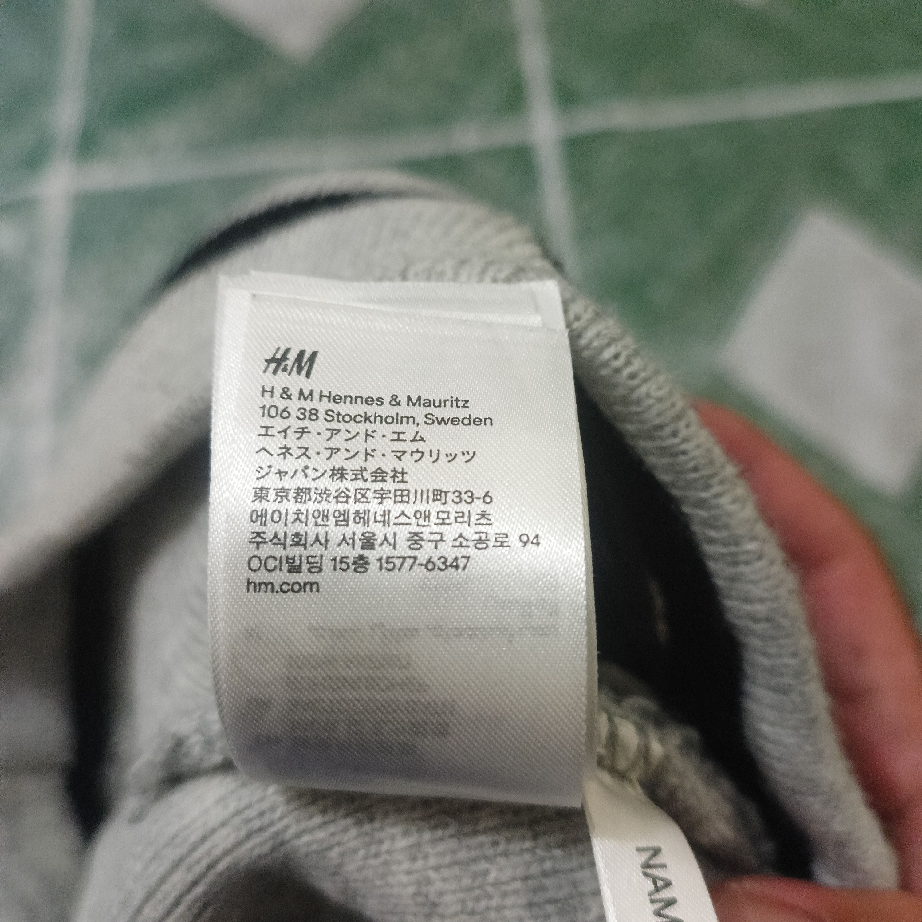 H&M × Japanese Brand H&M mask beanie hat Size ONE SIZE - 7 Thumbnail