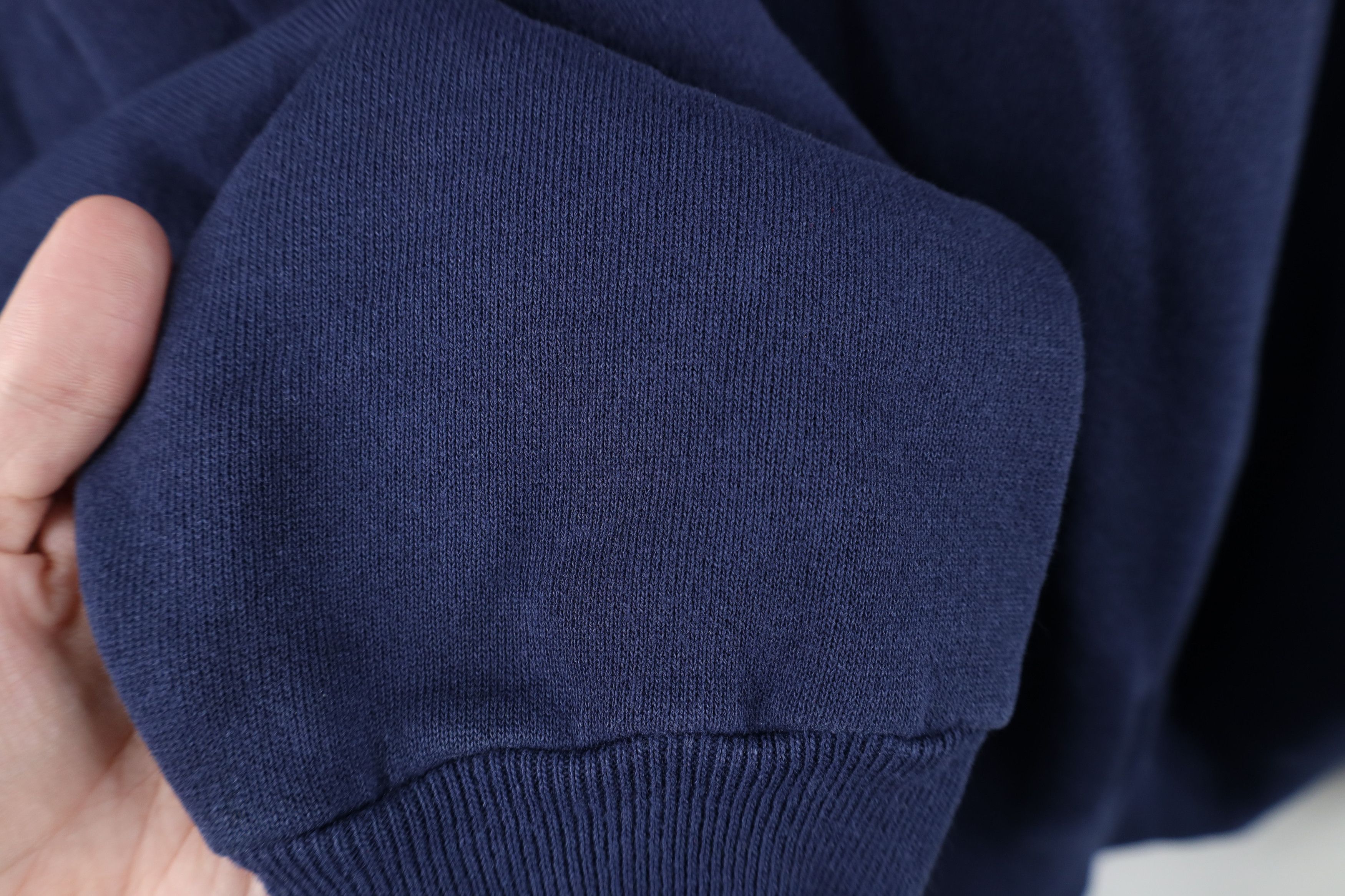 Hanes Vintage 80s 90s Hanes Crewneck Sweatshirt Navy Blue USA Size US L / EU 52-54 / 3 - 9 Thumbnail