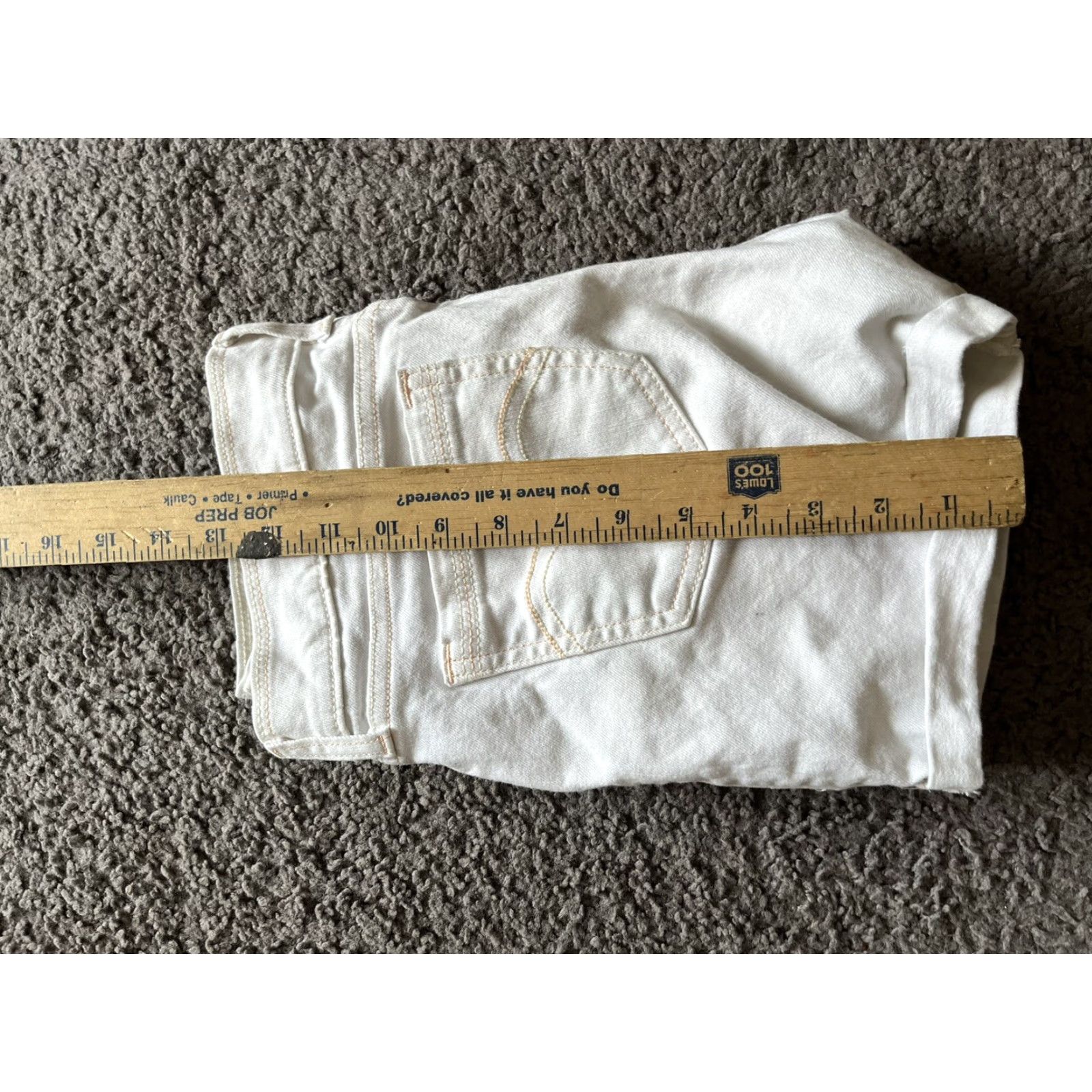 Levi's VINTAGE Levi's White Denim Shorts 28 Womens Bermuda 90s Cuffed Mid Rise Slim Fit Regular Size 28 White Denim Shorts Womens Size 28" / US 6 / IT 42 - 5 Thumbnail