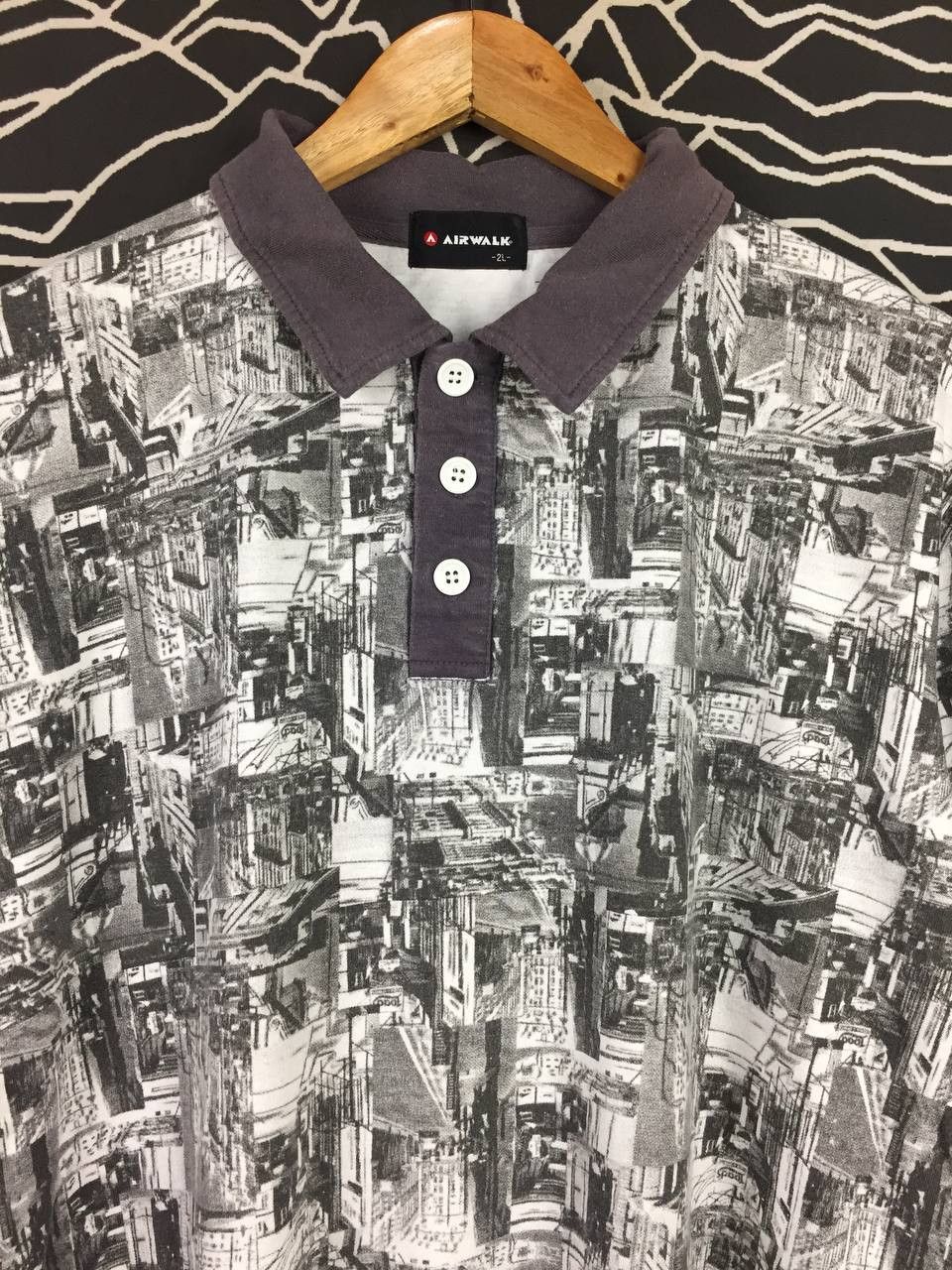 Airwalk Vtg 00s Airwalk Cityscape All Over Print Skate Polo Shirt Size US XL / EU 56 / 4 - 3 Thumbnail