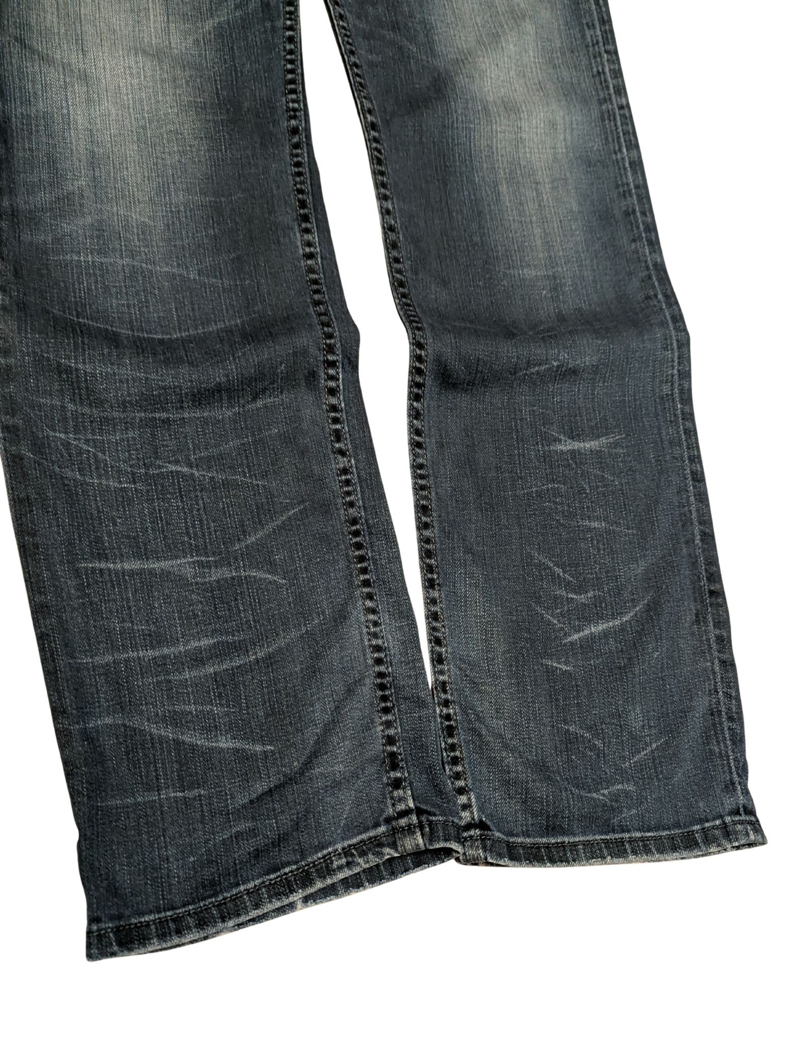Levi's Levi’s Vintage Selvedge Jeans –Black Bat Special Edition–Y2K Size US 34 / EU 50 - 8 Thumbnail