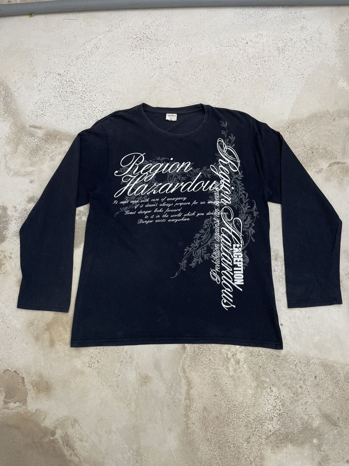 Japanese Brand Sunfaded Freebeat Y2K Affliction Style Wording Hazardous Size US XL / EU 56 / 4 - 2 Thumbnail