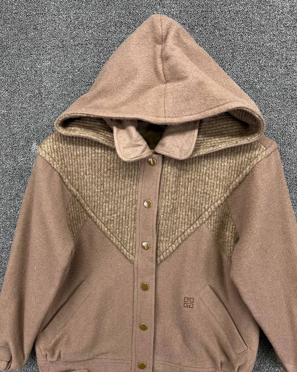 Givenchy Vintage Givenchy Enfants Hooded Wool Jacket Size US XS / EU 42 / 0 - 4 Thumbnail