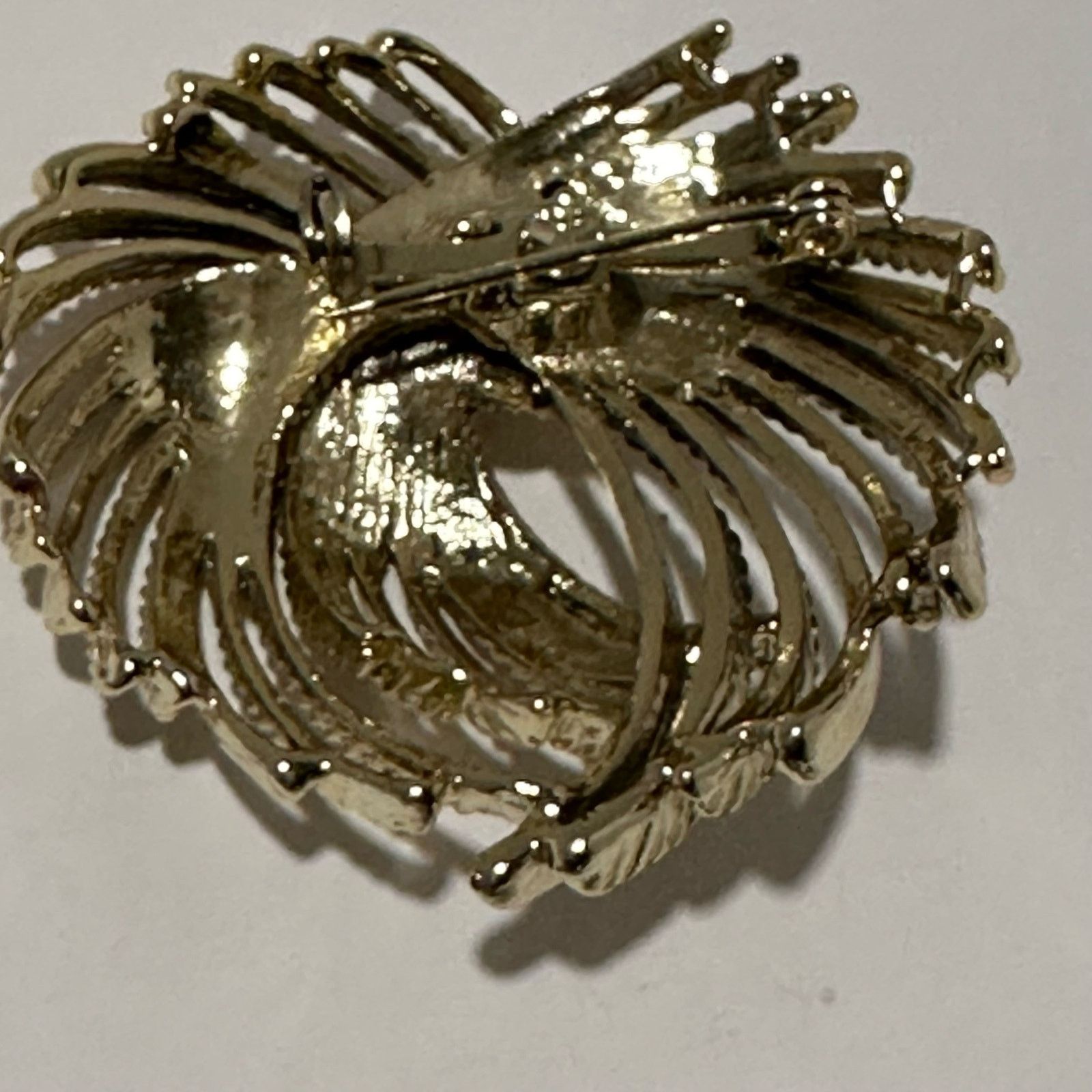 Vintage Vintage Flower Atomic Gold Tone Swirl Splash Brooch Costume Size ONE SIZE - 7 Thumbnail