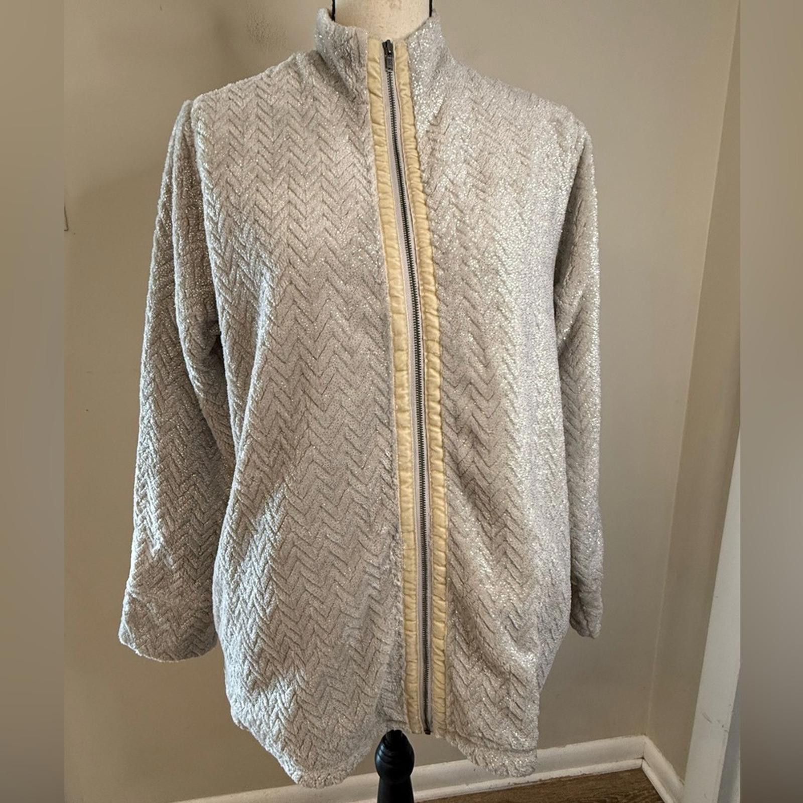 Other Soft Surroundings gray silver glitter zip faux fur jacket M Size M / US 6-8 / IT 42-44 - 1 Thumbnail
