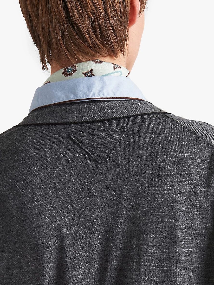 Prada o1bcso1str1025 Superfine Triangle-Logo Cardigan in Grey Size US M / EU 48-50 / 2 - 5 Thumbnail