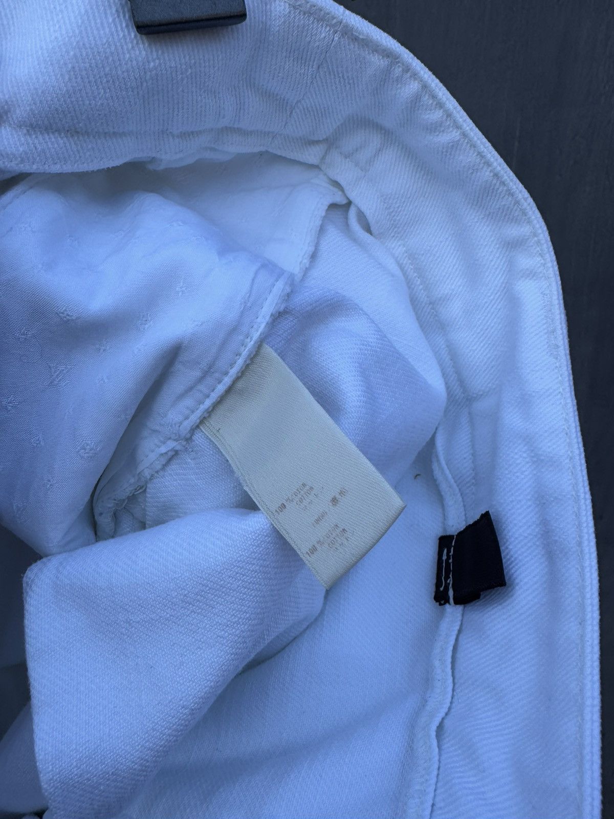 Louis Vuitton LOUIS VUITTON White Pants Size 42 Made In Italy Size 28" / US 6 / IT 42 - 16 Thumbnail