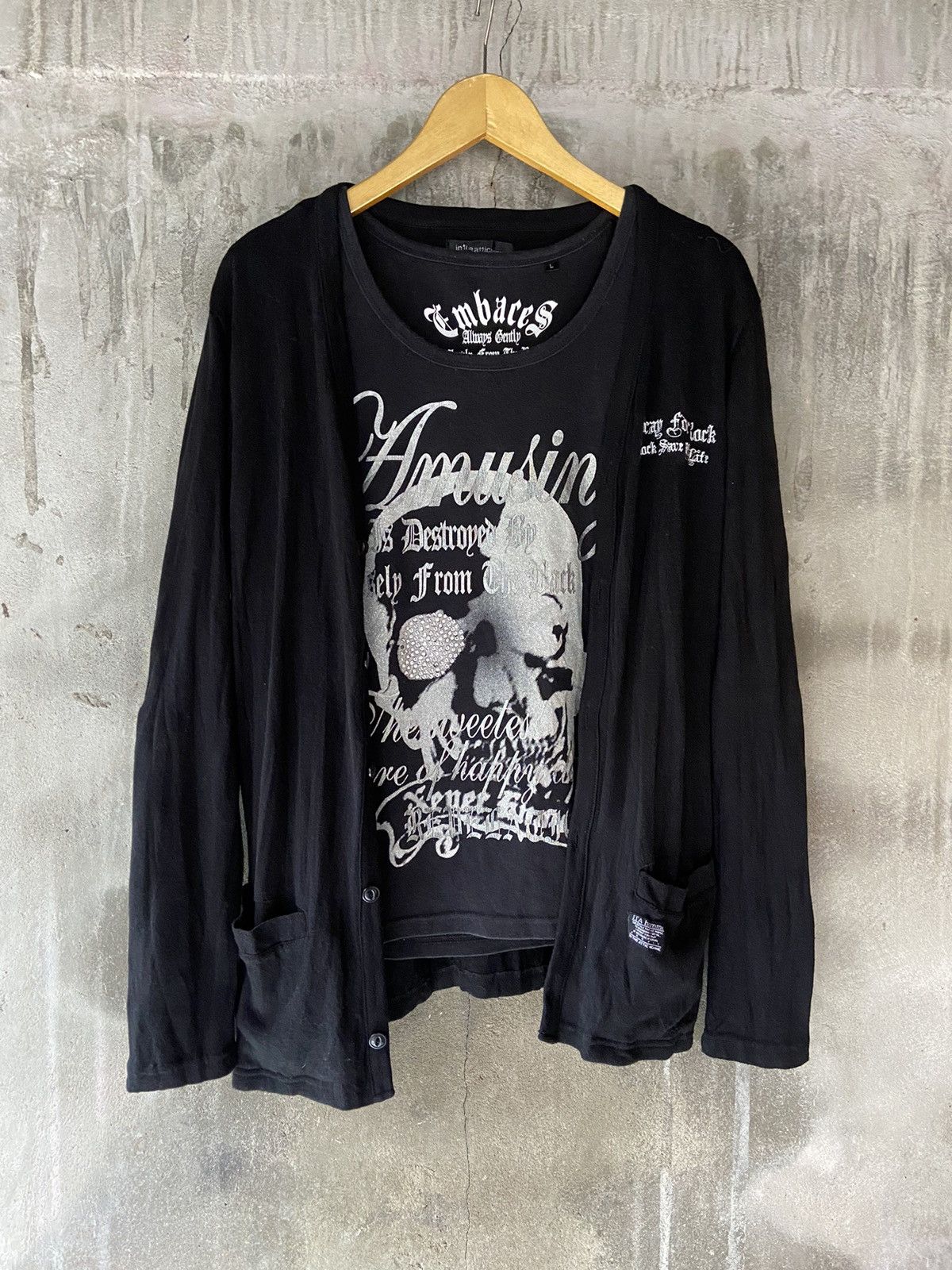 In The Attic IN THE ATTIC KNIT 2 IN 1 EMBARES SKULL TEE Size US M / EU 48-50 / 2 - 1 Thumbnail