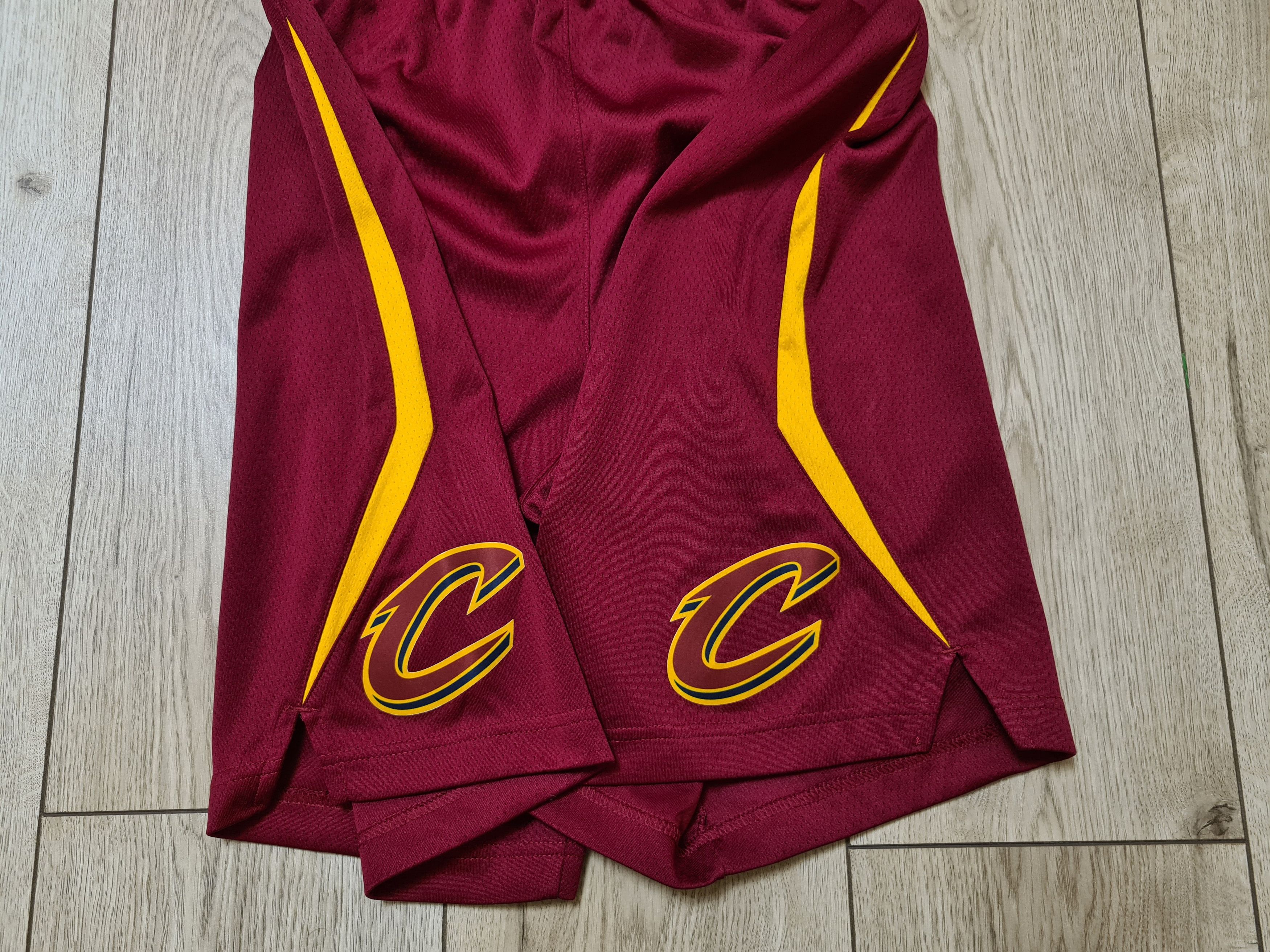 NBA CLEVELAND CAVALIERS CAVS SHORTS BASKETBALL SHORTS NIKE Size US 34 / EU 50 - 4 Thumbnail