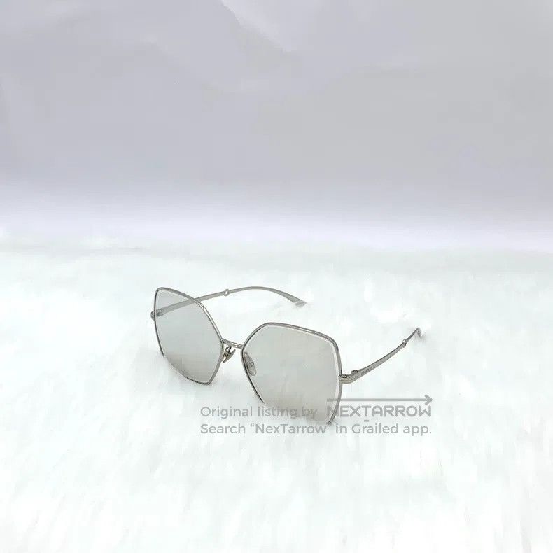 Chanel Chanel Silver irregular sunglasses Size ONE SIZE - 3 Thumbnail