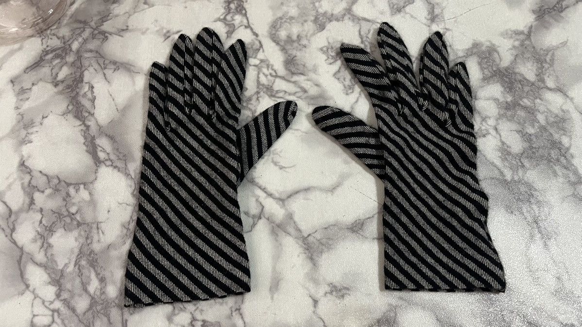 Issey Miyake Im Issey Miyake Glove Size ONE SIZE - 4 Thumbnail