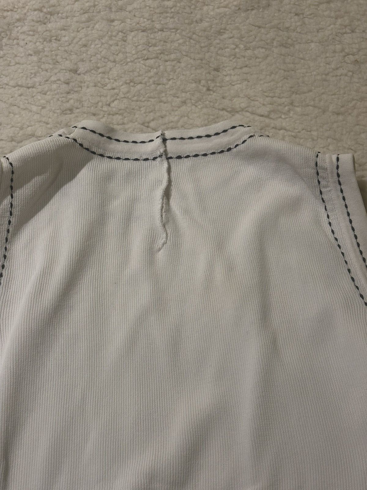 Other White sleeveless top with black stiching Size S / US 4 / IT 40 - 7 Thumbnail
