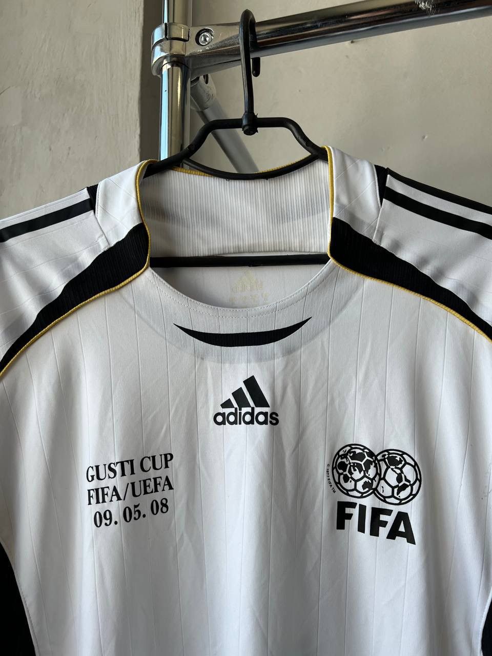2008 RARE SPECIAL FIFA WORLD STARS #4 MATCH WORN JERSEY XL