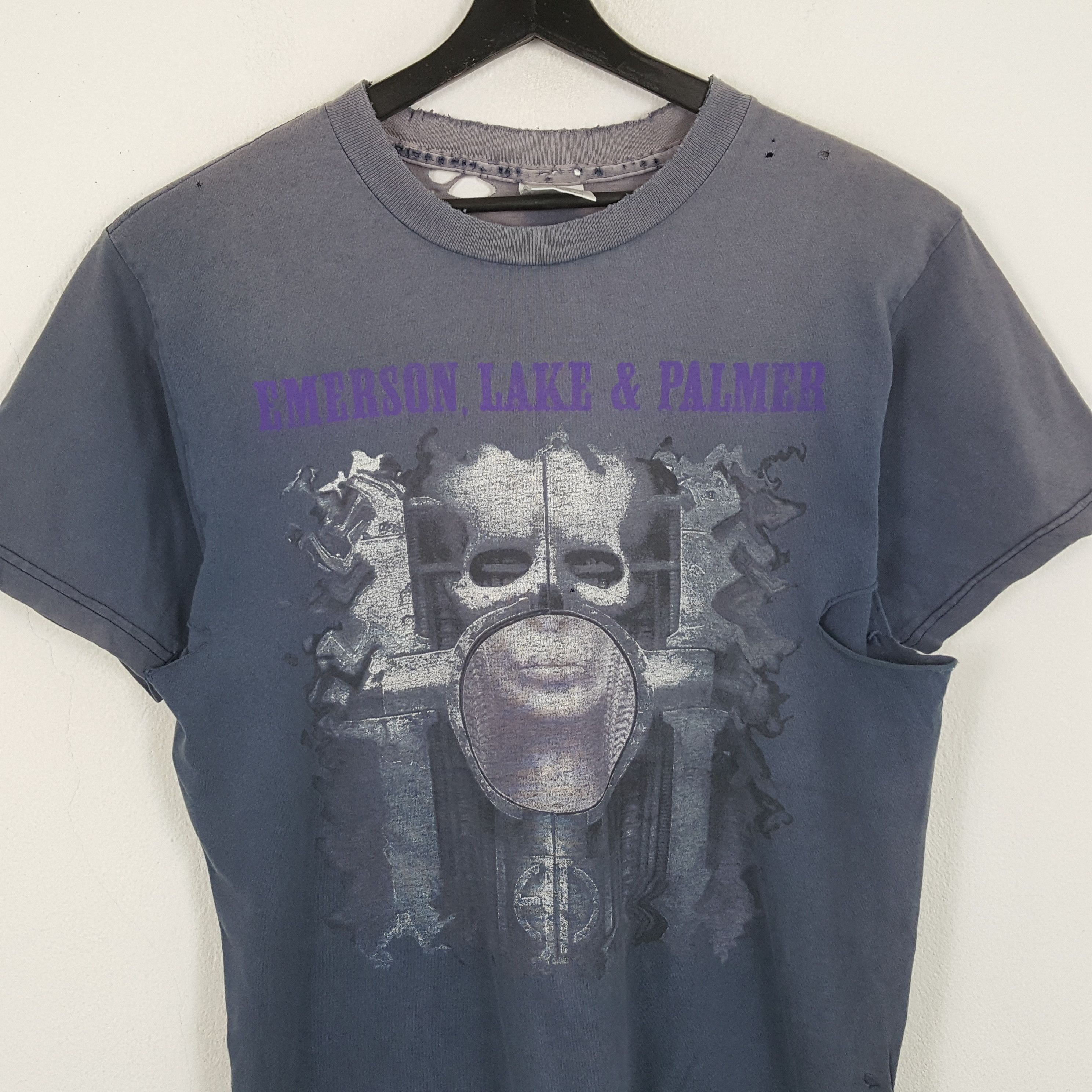 Band Tees × Vintage EMERSON LAKE & PALMER Rock Music Group Distressed Tshirt Size US L / EU 52-54 / 3 - 2 Thumbnail
