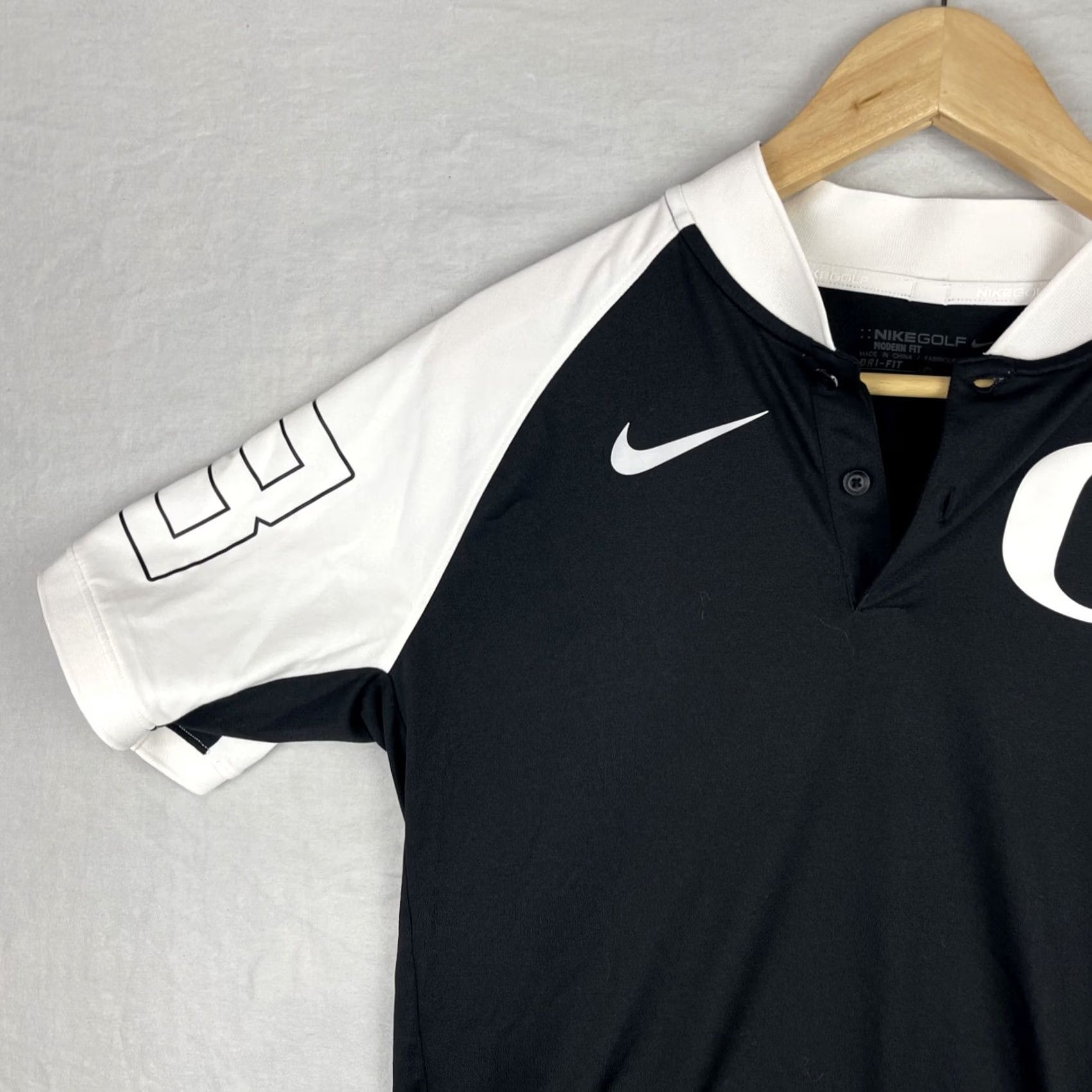 Nike Nike Dri-Fit Oregon Ducks Shirt Mens Medium Black Polo Capable Collar Team Issue Size US M / EU 48-50 / 2 - 4 Thumbnail