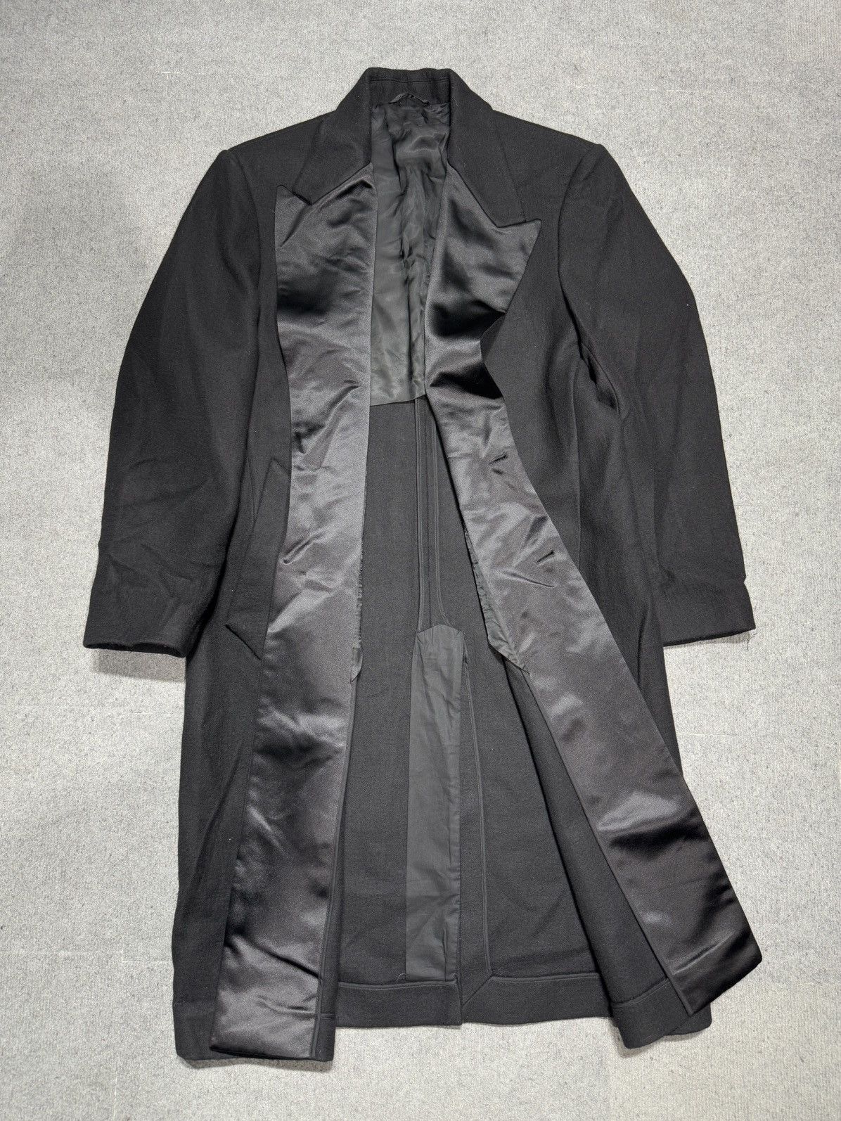 Raf Simons RAF SIMONS SS17 LONG COAT WITH POINTED REVERS Size US M / EU 48-50 / 2 - 3 Thumbnail