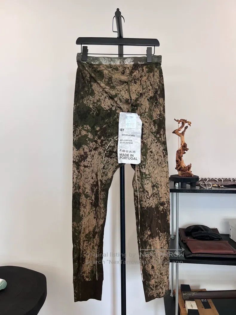 Boris Bidjan Saberi Boris Bidjan Saberi size L Splatter Camo Washed Camo Base Size US 27 - 2 Thumbnail