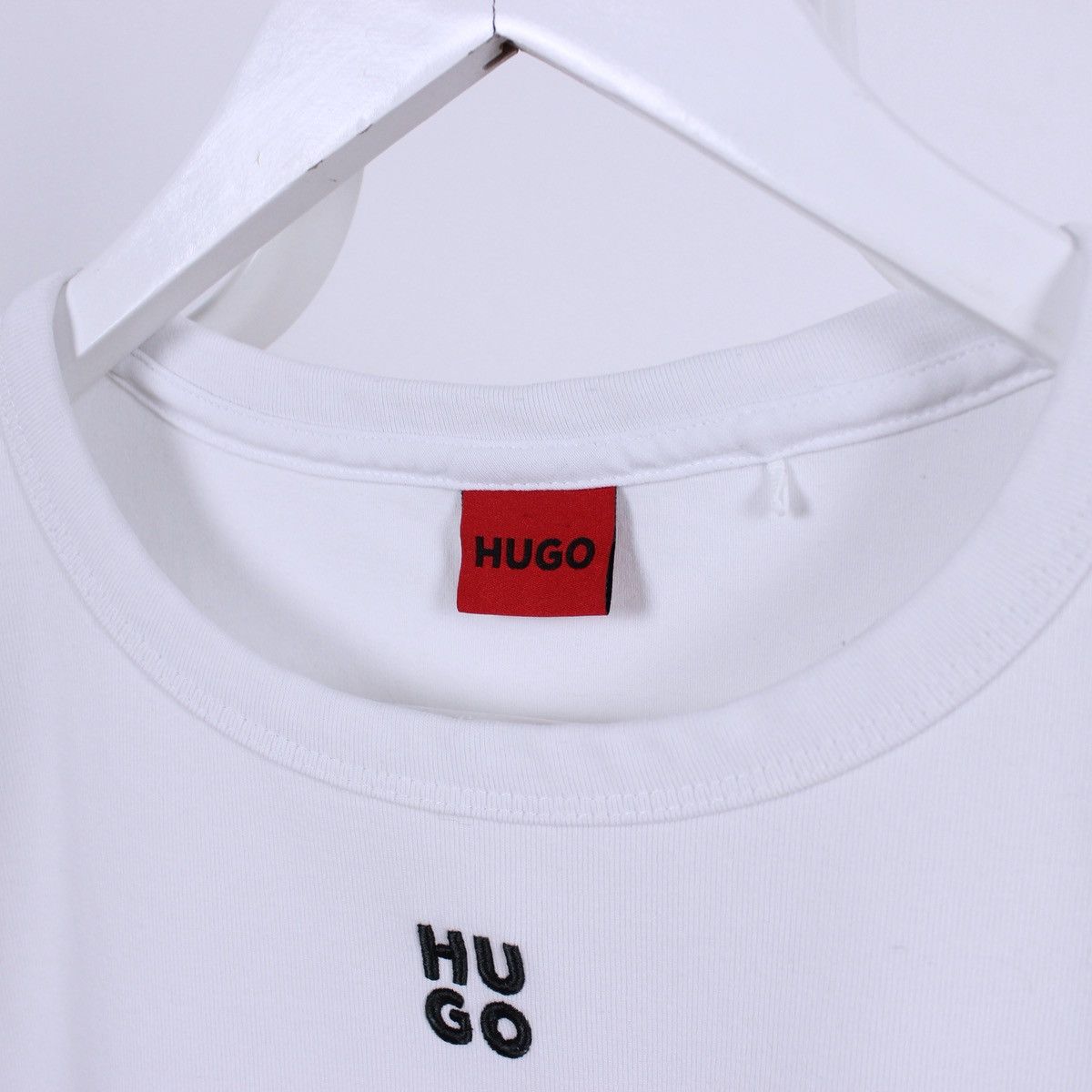 Hugo Hugo Boss Short Sleeve T-Shirt Size S / US 4 / IT 40 - 3 Thumbnail