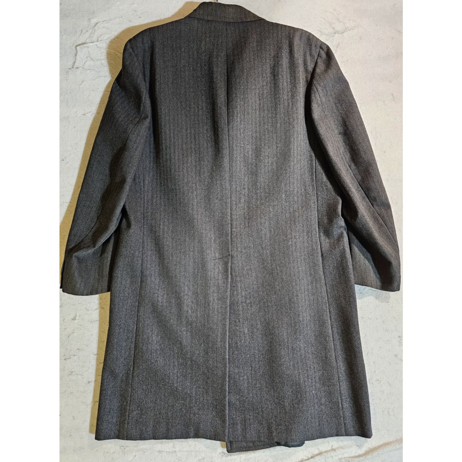 Hart Schaffner Marx VINTAGE Hart Schaffner Marx "Walker" Dress Overcoat 100% Virgin Wool Mens Sz 42R Size US XS / EU 42 / 0 - 7 Thumbnail