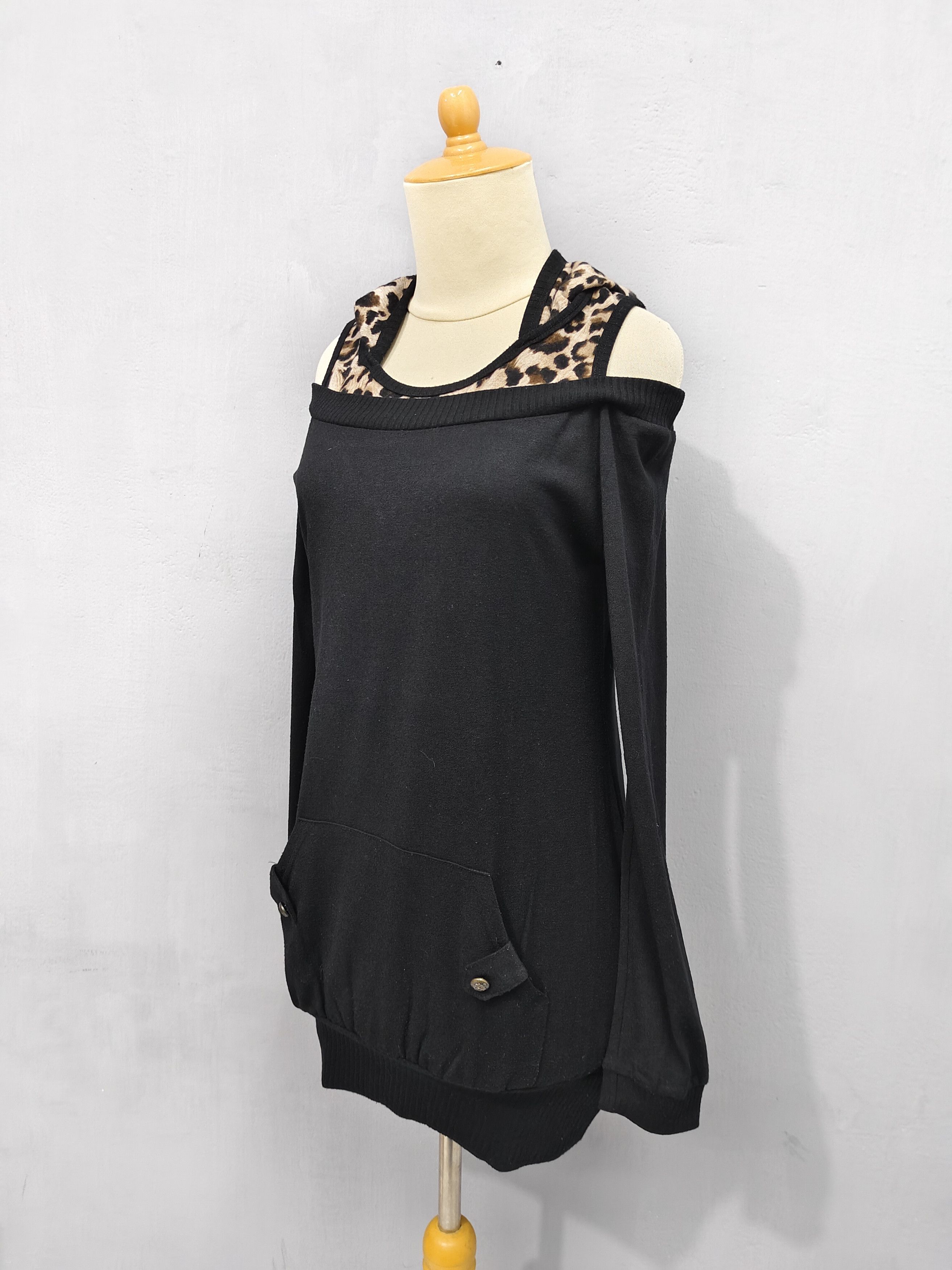If Six Was Nine Flower Circle🇯🇵Punk Rock Gothic Off Shoulder Hoodie Size M / US 6-8 / IT 42-44 - 4 Thumbnail