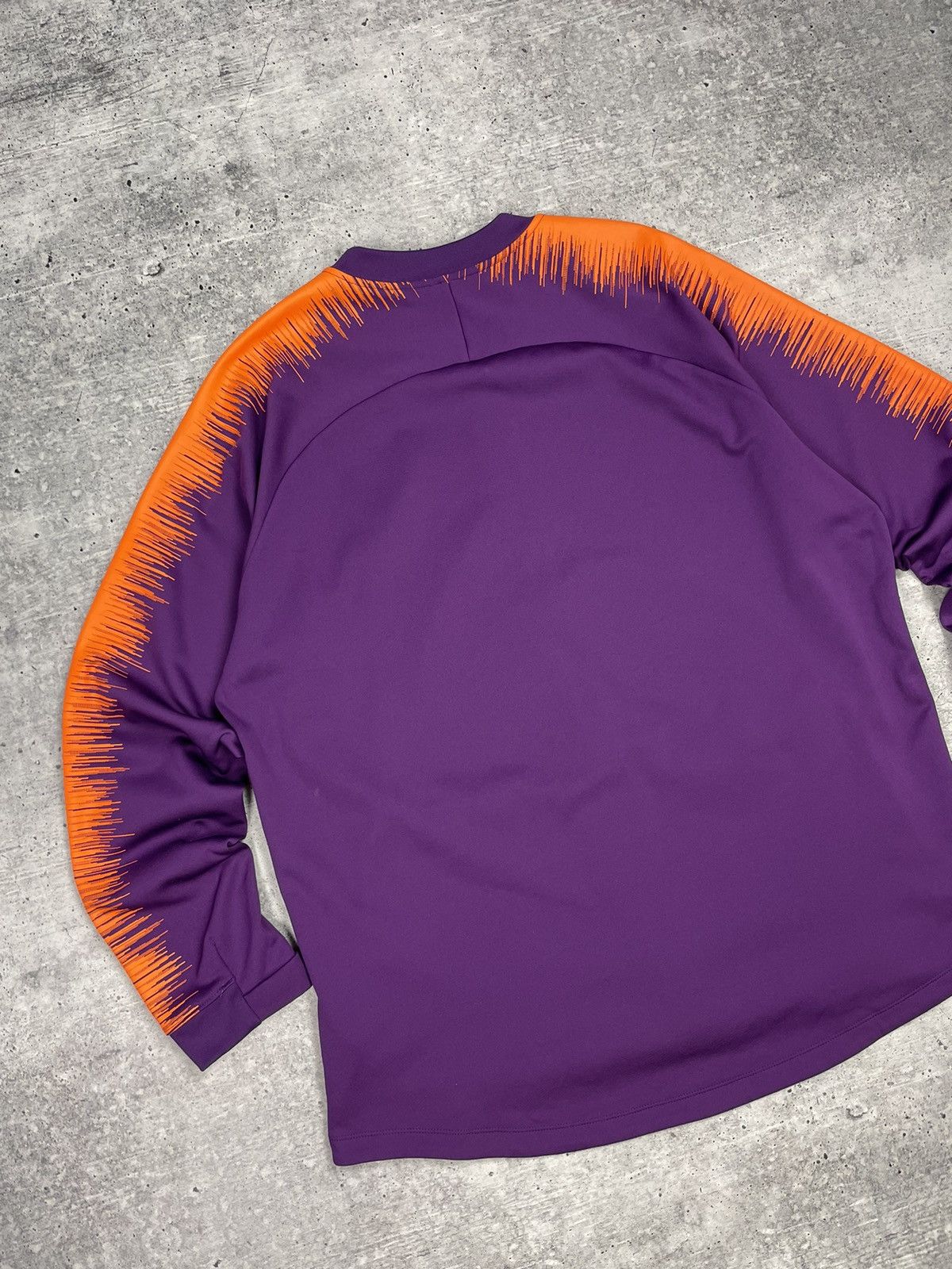 Nike × Vintage Vintage Nike Y2K Manchester City Reflective Logo Zip Olympic Size US XXL / EU 58 / 5 - 14 Thumbnail