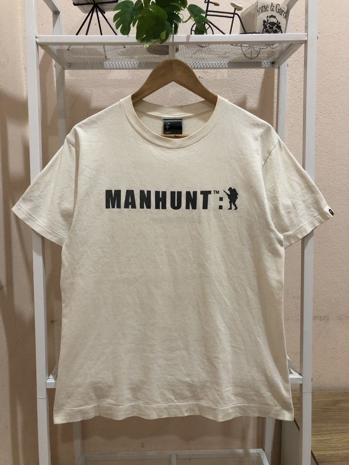 Bape × Nigo OG Vintage 2000’ A Bathing Ape Footwear Manhunt Tshirts Size US M / EU 48-50 / 2 - 1 Thumbnail
