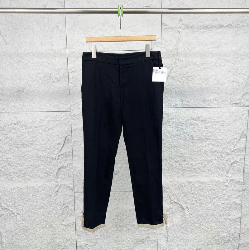 Valentino Valentino Black Cotton Casual Pants for Women 0089 Size 30" / US 8 / IT 44 - 1 Thumbnail