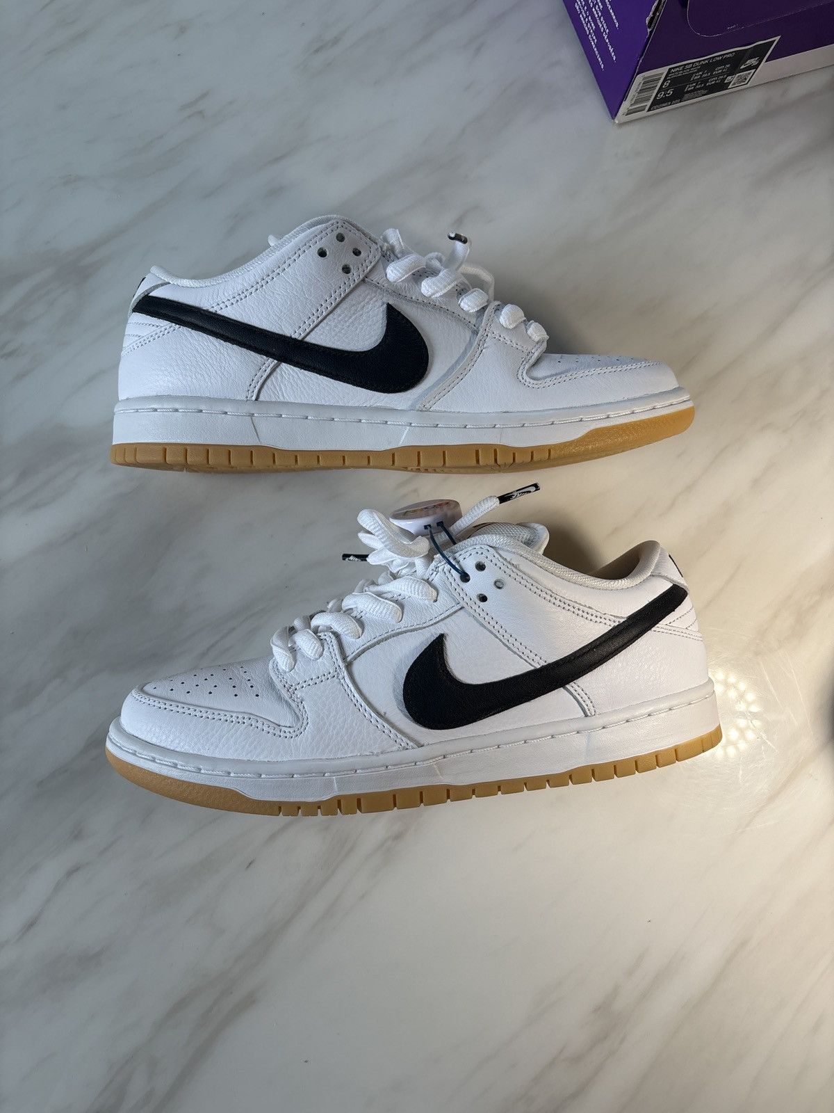 Nike SB Nike SB Dunk Low White Gum Size US 8 / EU 41 - 2 Thumbnail