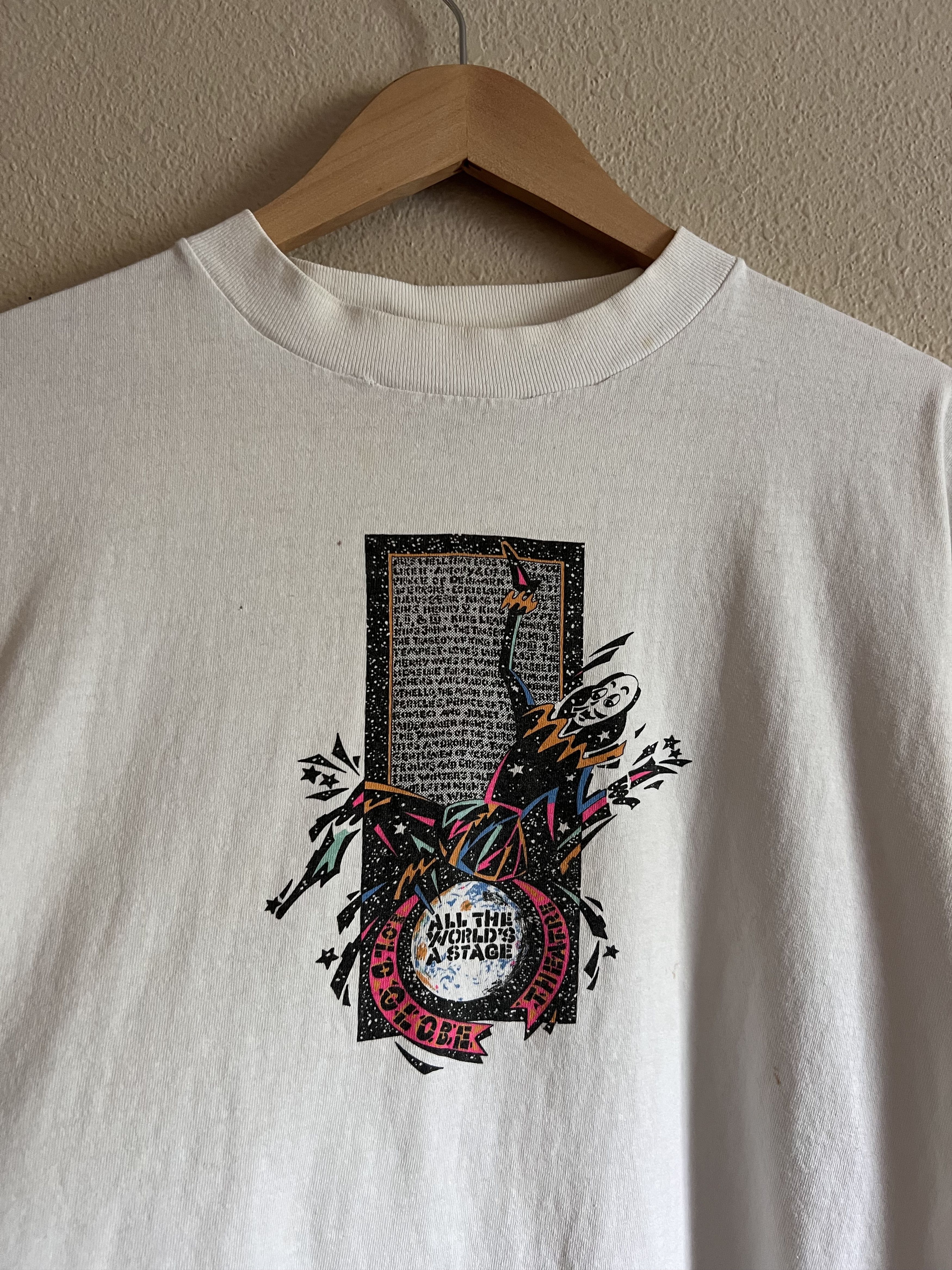 Vintage Vintage 90s Shakespeare Tee The Old Globe Theatre Size US L / EU 52-54 / 3 - 1 Thumbnail