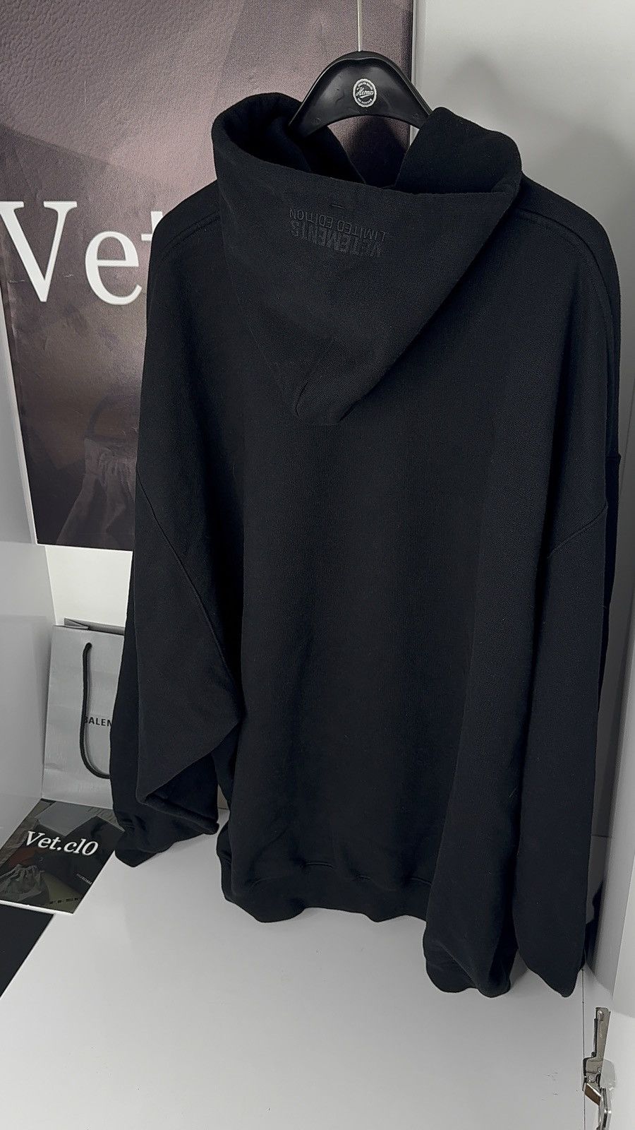 Vetements ⛔️Vetements Paris France Swarovski Logo Oversize Black Hoodie Size US S / EU 44-46 / 1 - 6 Thumbnail