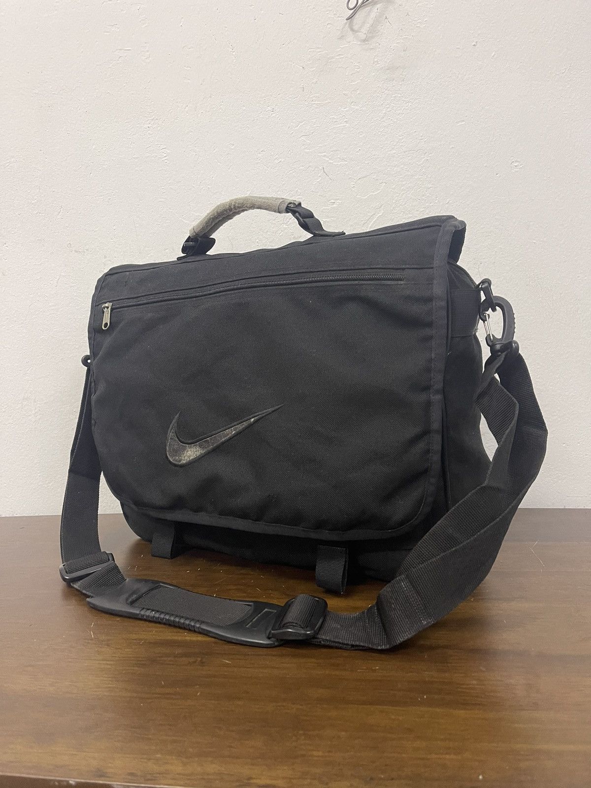 Nike Vintage Crossbody Bag | Grailed