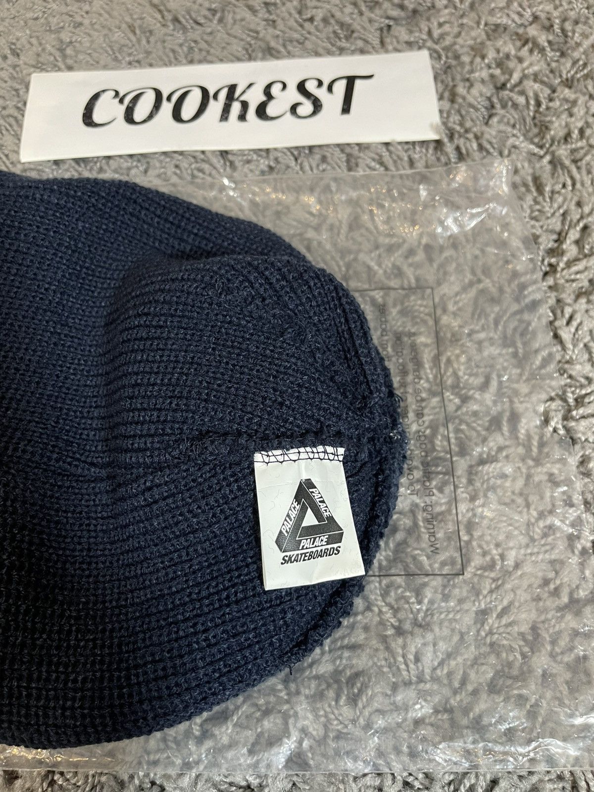Palace TRI-FERG PATCH BEANIE BLACK TRI FERG PATCH BEANIE | PALACE