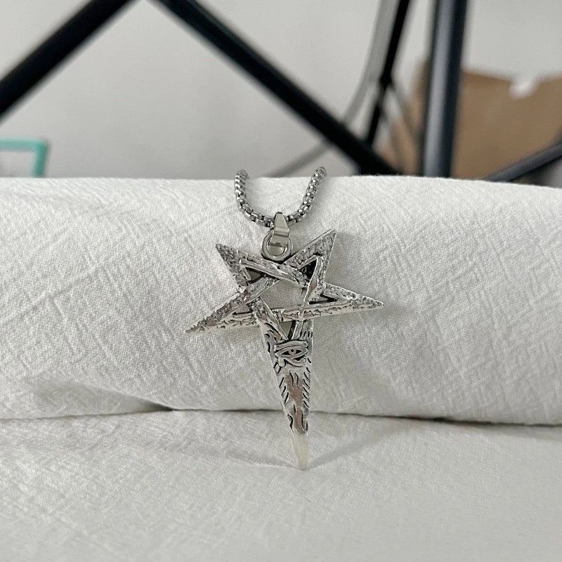 Vintage Creative Viking Devil Eye Pendant Necklace Size ONE SIZE - 5 Thumbnail