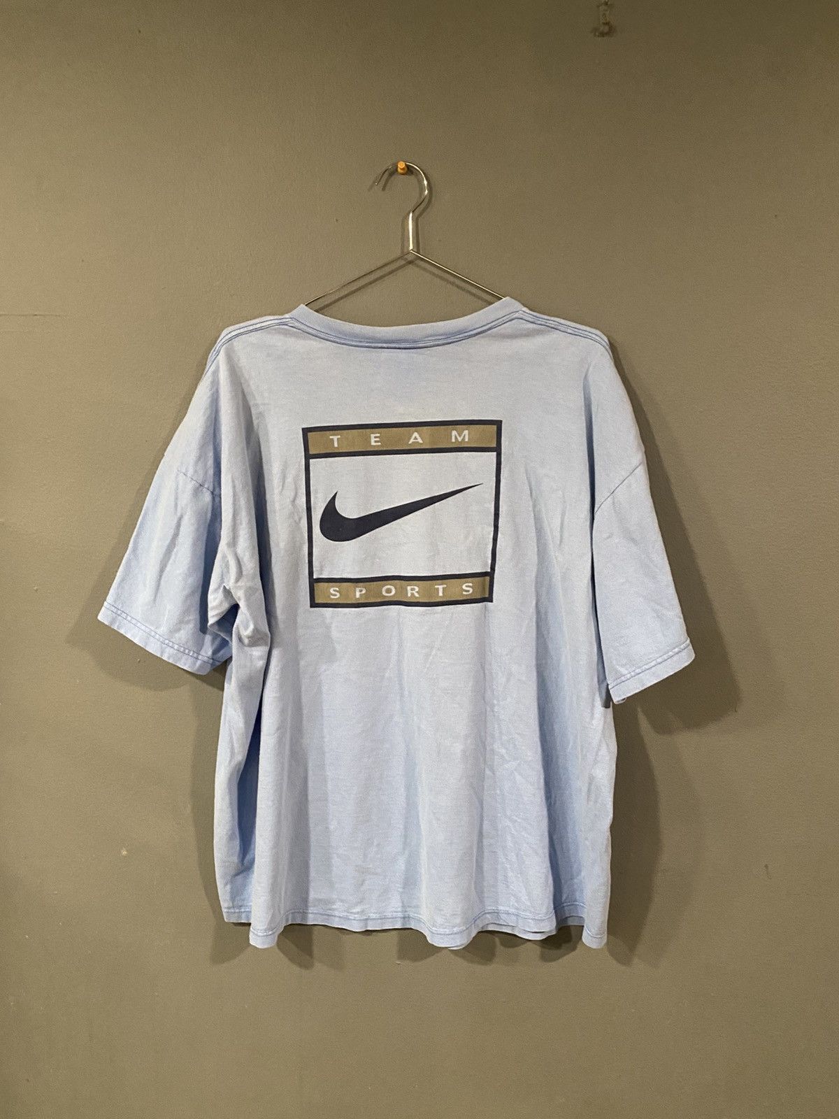 Nike Vintage Nike North Carolina Collegiate T Shirt Size US XL / EU 56 / 4 - 3 Thumbnail