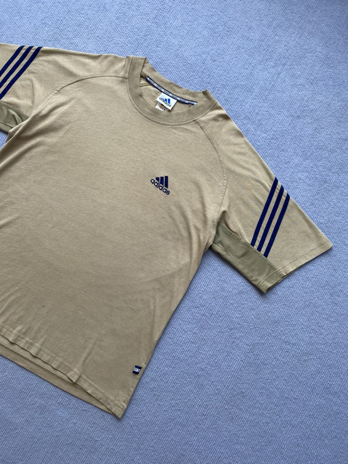 Adidas Vintage 1999/2000 Adidas Beige Embroidery Tee✨ Size US L / EU 52-54 / 3 - 3 Thumbnail