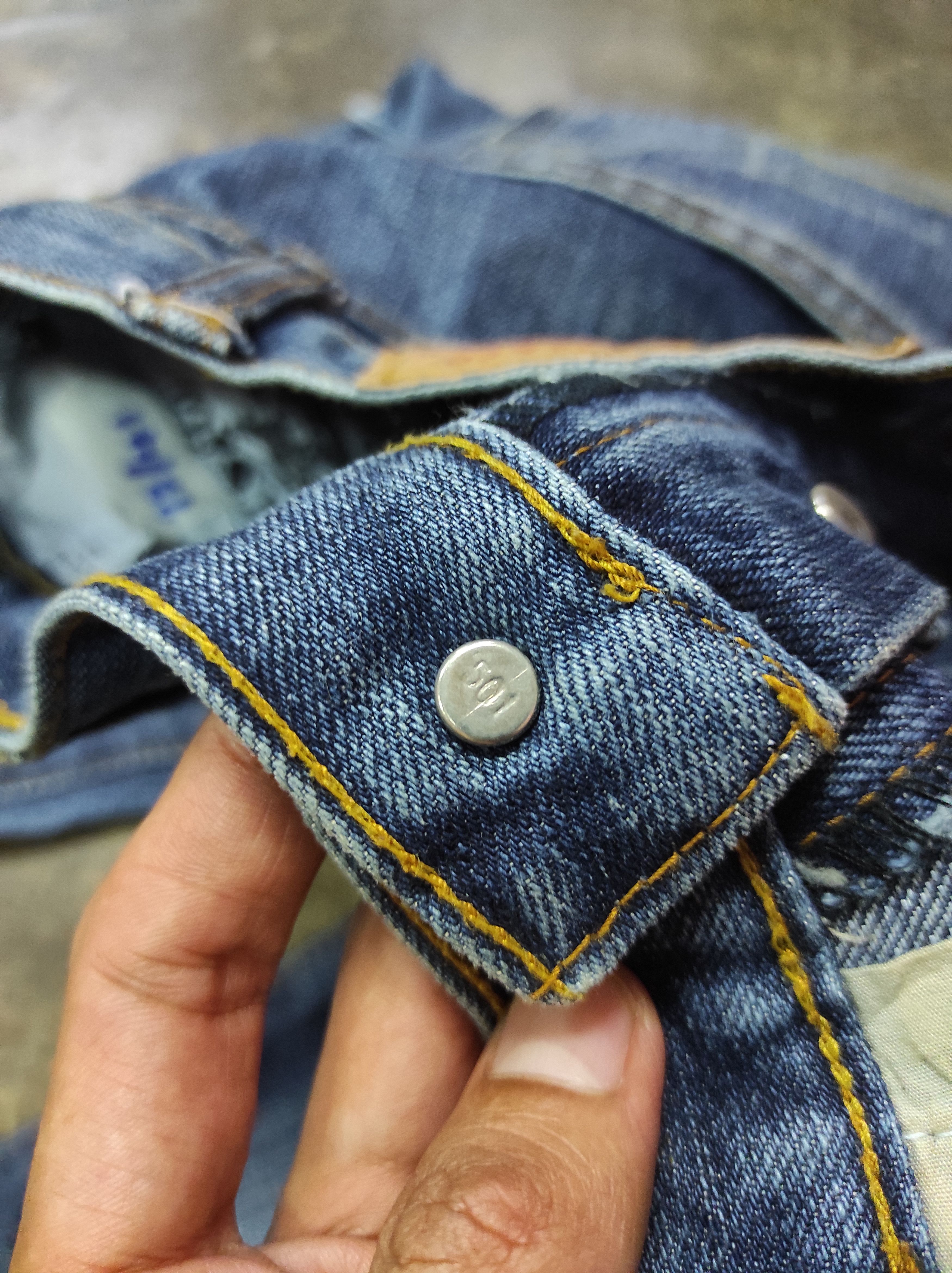 LVC × Levi's Vintage Clothing LEVIS 501XX BIG E VINTAGE DISTRESSED DENIM JEANS Size US 33 - 3 Thumbnail