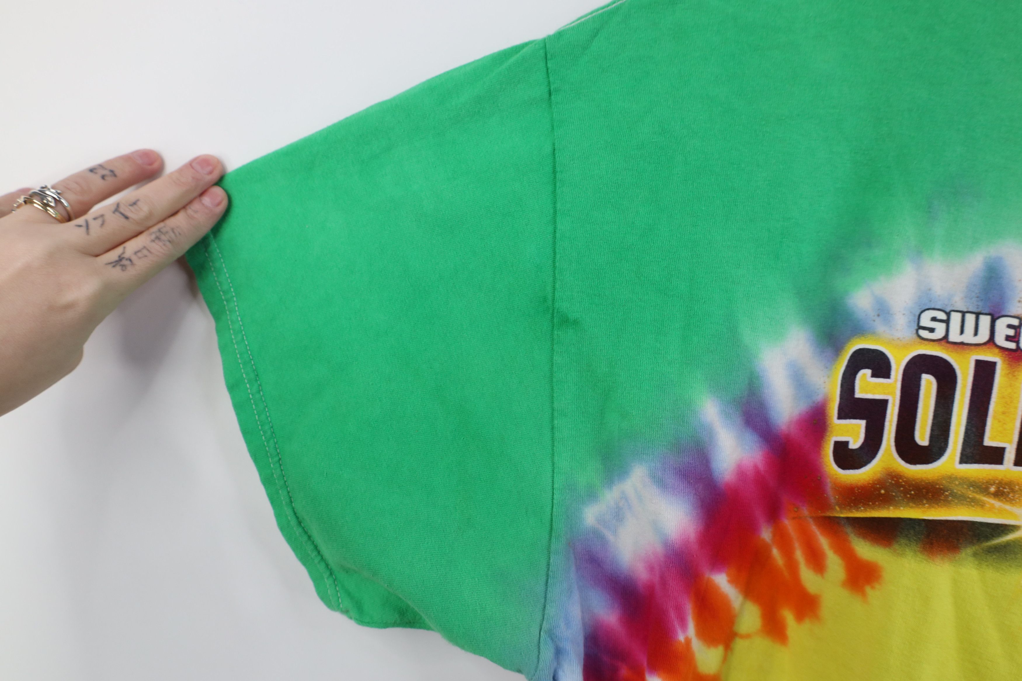 Vintage Y2K 2017 Sweetwater Tennessee Solar Eclipse Rainbow T-Shirt Size US XXL / EU 58 / 5 - 8 Thumbnail