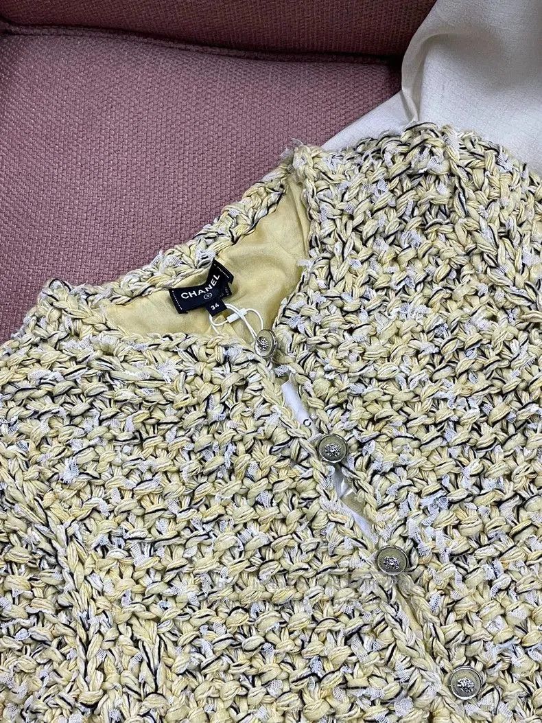 Chanel Chanel Yellow Knit Woven Jacket. Size US XS / EU 42 / 0 - 3 Thumbnail