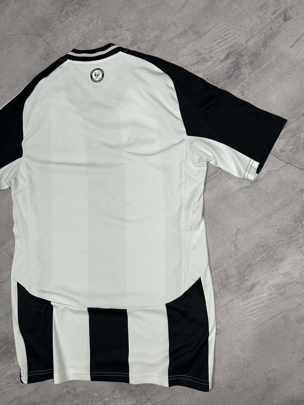 Adidas 2024-25 Adidas Men’s Newcastle United Home Soccer Jersey Size US S / EU 44-46 / 1 - 6 Thumbnail