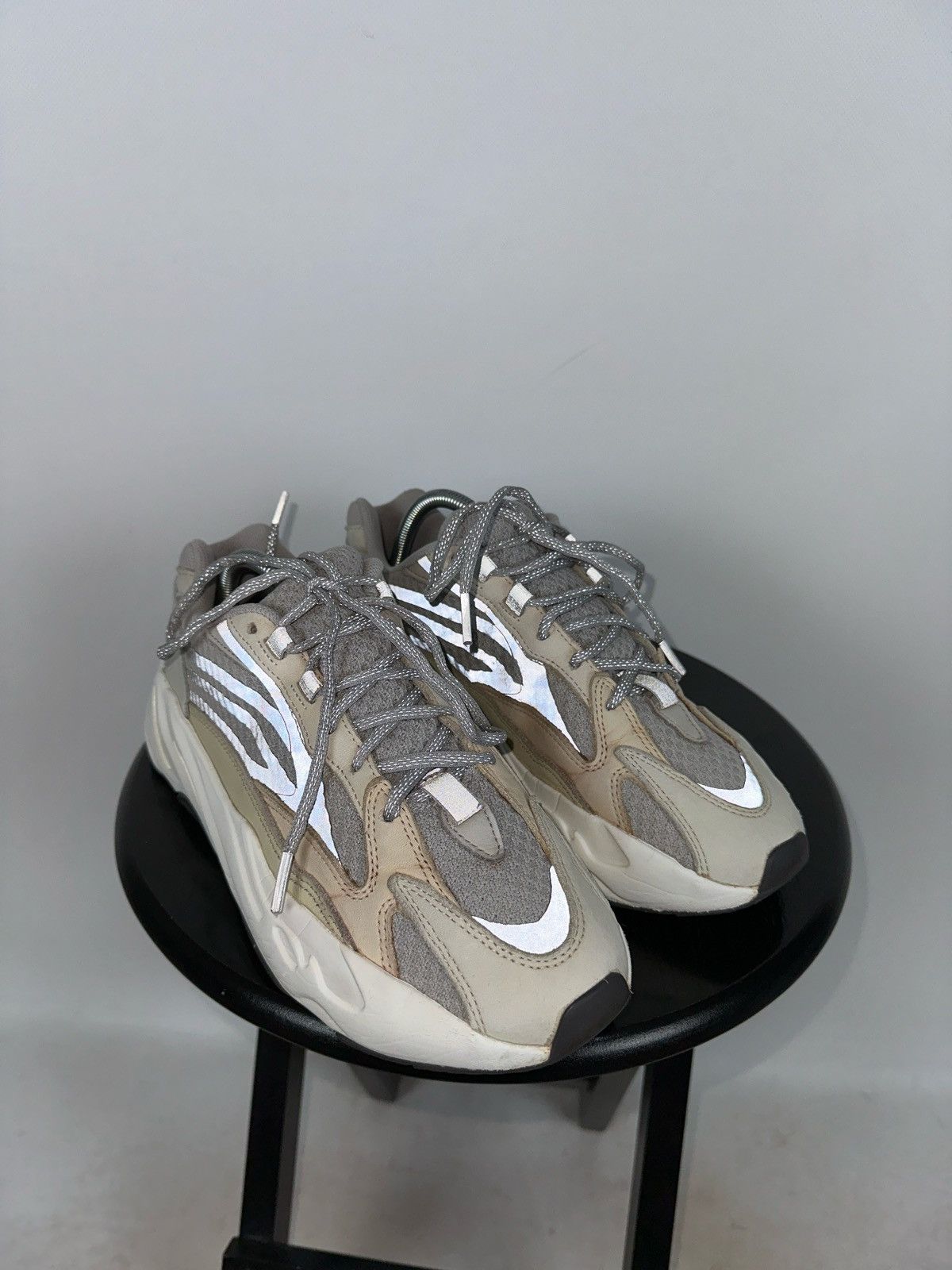 Adidas Adidas Yeezy Boost 700 V2 Cream Sneakers Size US 9.5 / EU 42-43 - 8 Thumbnail