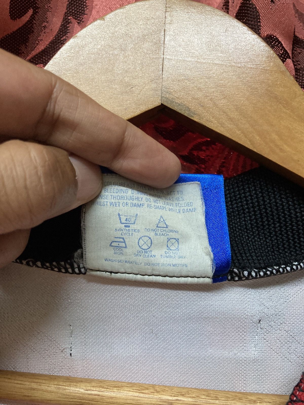 Japanese Brand × Vintage Vintage Ryan Gigs #11 jersey Size US M / EU 48-50 / 2 - 6 Thumbnail