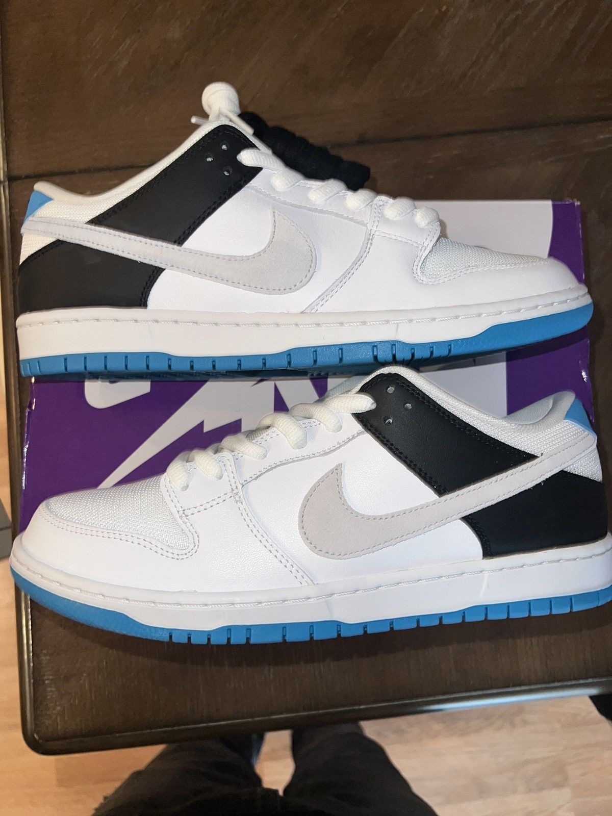 dunk low pro laser blue