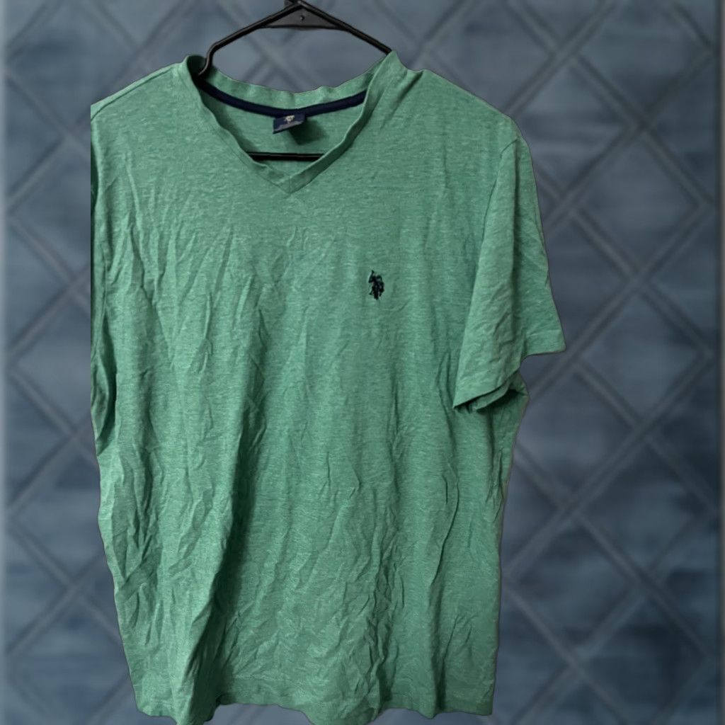 Polo Ralph Lauren VINTAGE Polo Ralph Lauren T-Shirt OR Polo Ralph Lauren Shirt - Men - T-Shirt - Short Sleeve - V-Neck - Green - Large - Logo Pony - Casual Tee Size US L / EU 52-54 / 3 - 1 Thumbnail