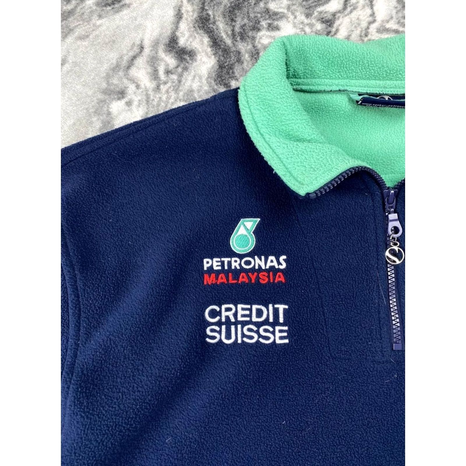 Vintage VINTAGE Red Bull Sauber Petronas Formula 1 Jacket Mens XL Blue Fleece Size US XL / EU 56 / 4 - 4 Thumbnail