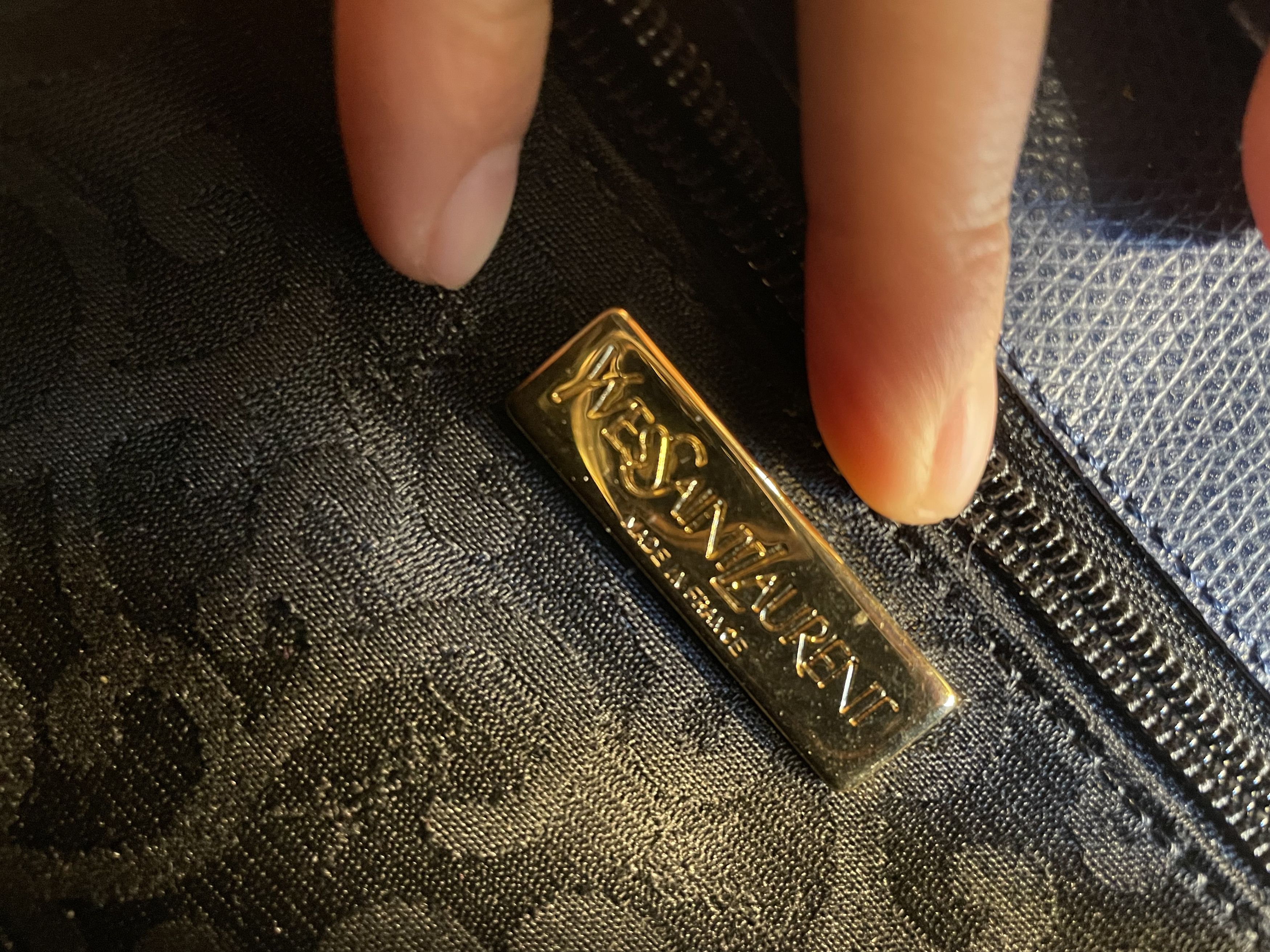 Yves Saint Laurent YSL Arabesque Navy Shoulder Bag Size ONE SIZE - 9 Thumbnail